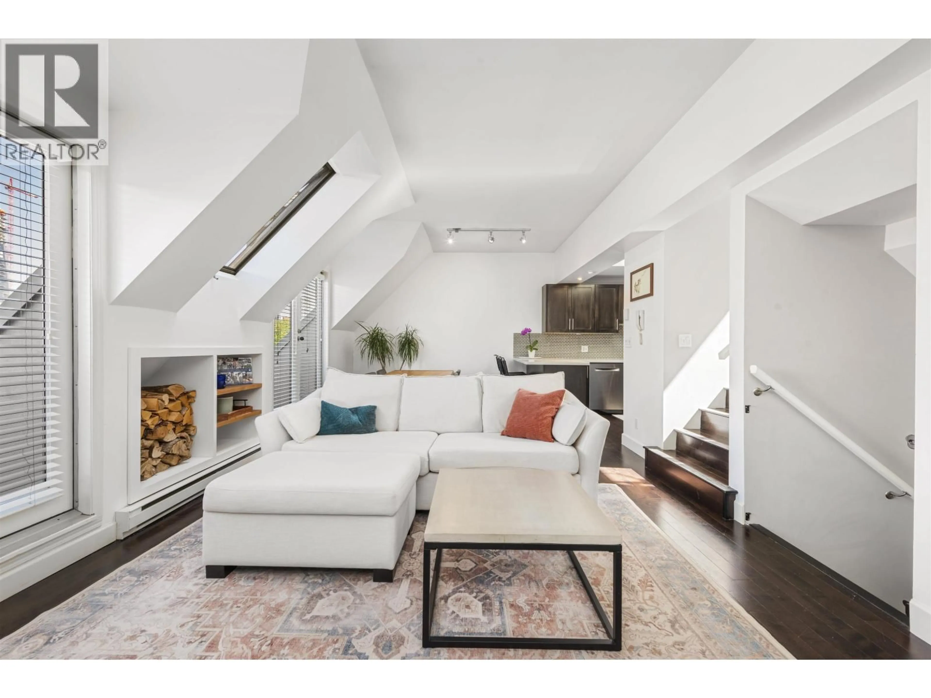 Living room with furniture, unknown for 1858 1ST AVENUE, Vancouver British Columbia V6J1G5