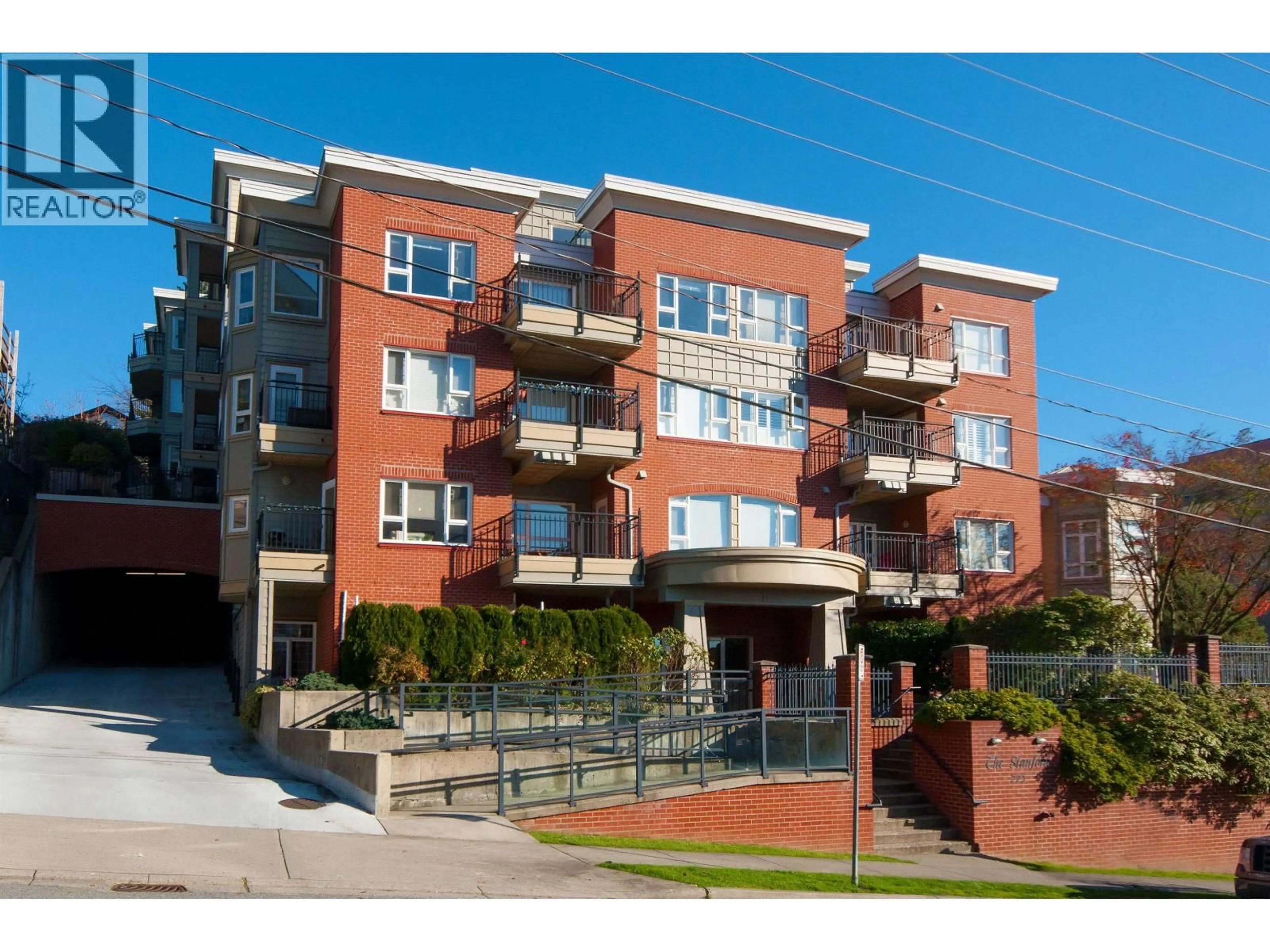 Home with brick exterior material, street for 504 - 221 ELEVENTH STREET, New Westminster British Columbia V3M4C8