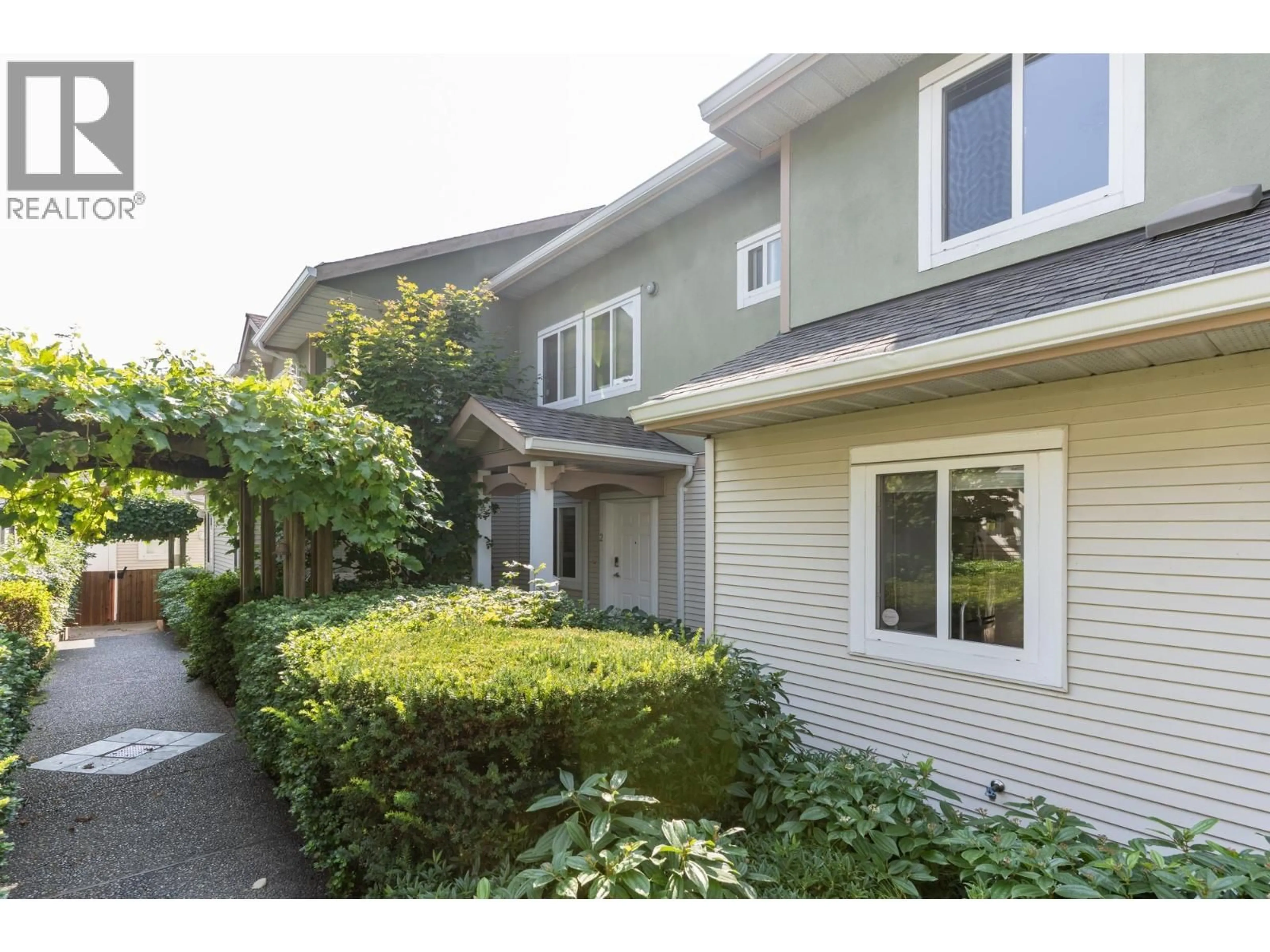 Unknown for 2 - 1233 16TH STREET, North Vancouver British Columbia V7P1R5
