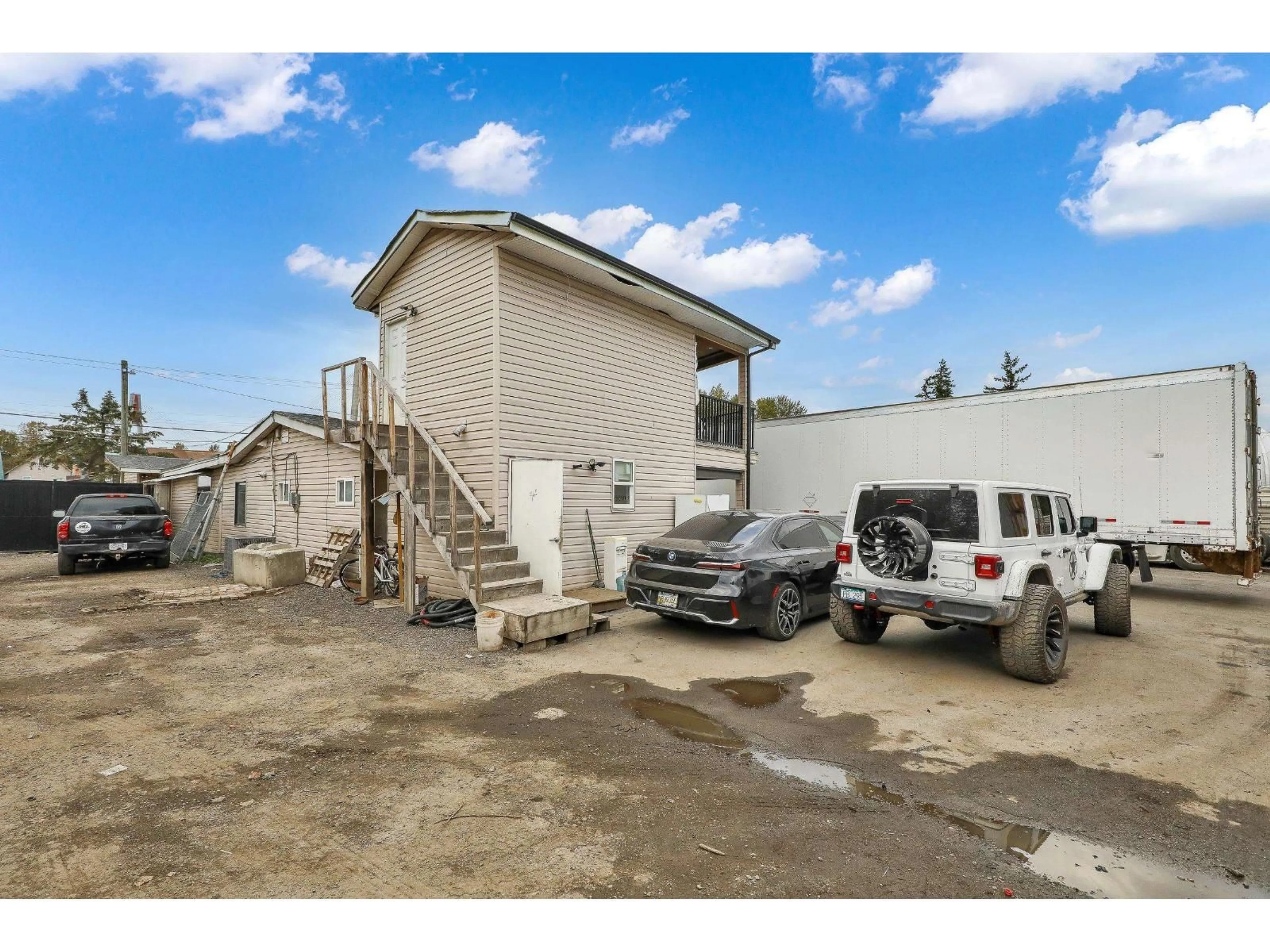 Unknown for 10902 TIMBERLAND, Surrey British Columbia V3V3T5
