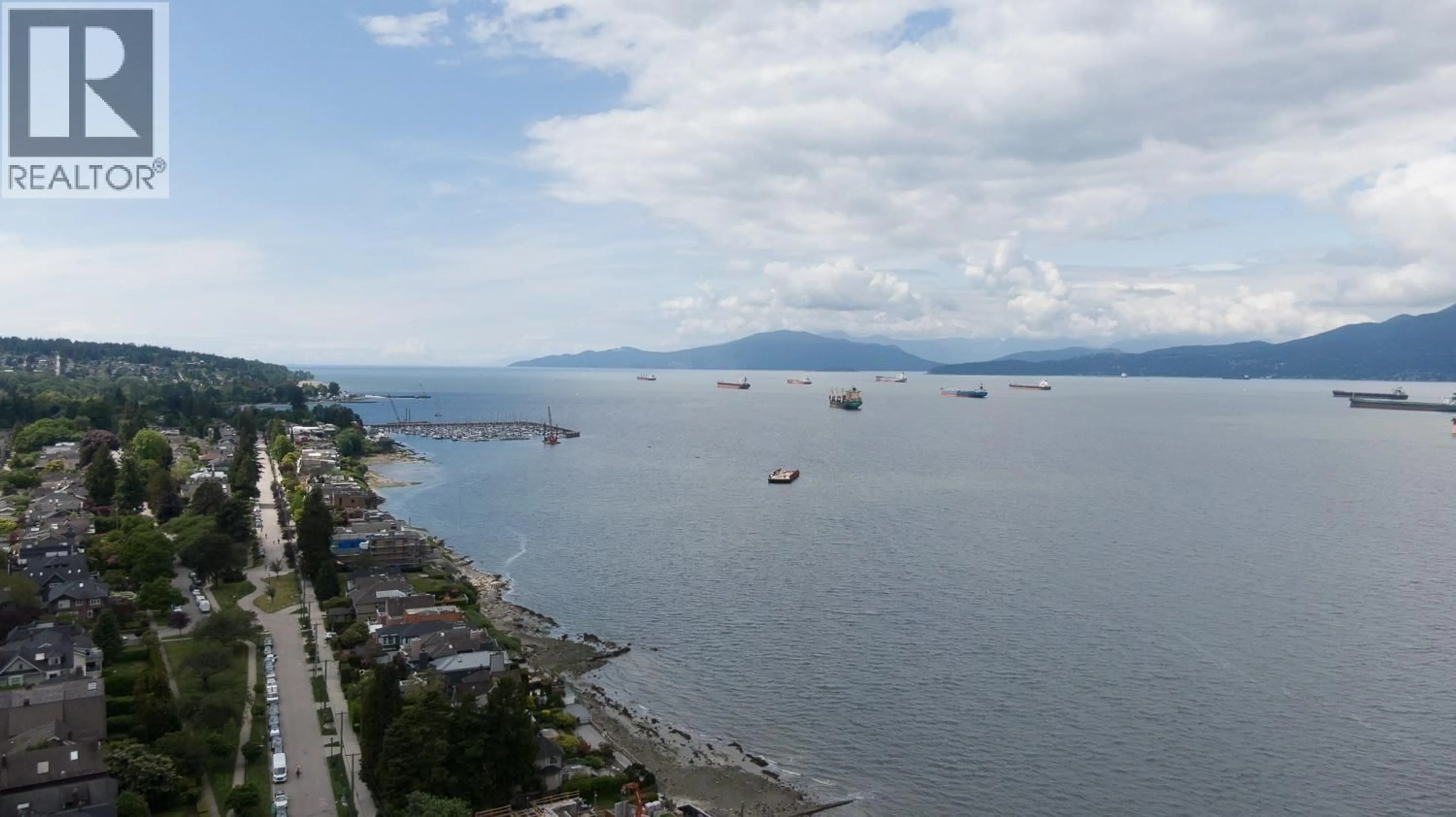 Blurry image for 2988 POINT GREY ROAD, Vancouver British Columbia V6K1B1