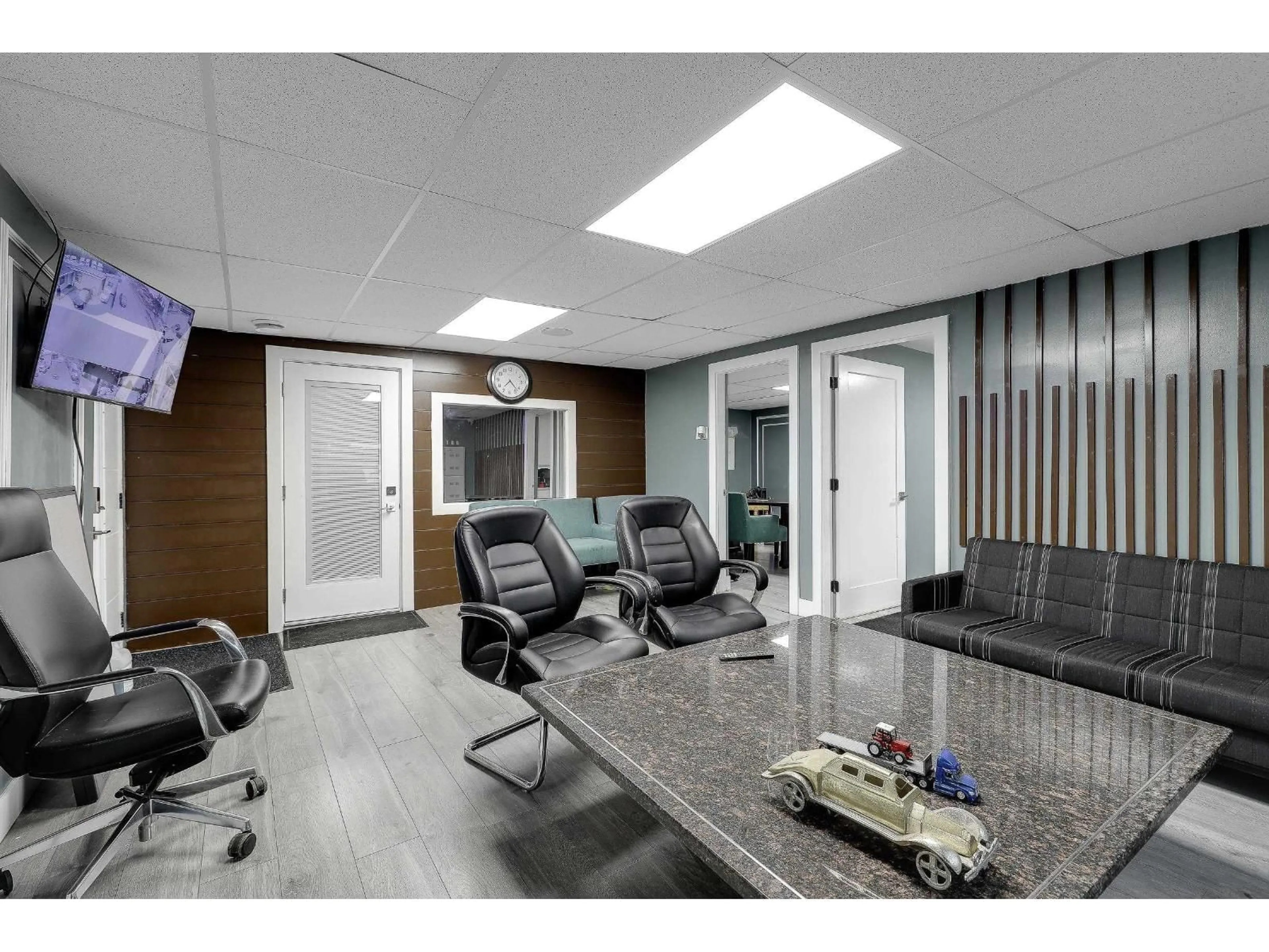 Lobby for 10912 TIMBERLAND, Surrey British Columbia V3V3T5