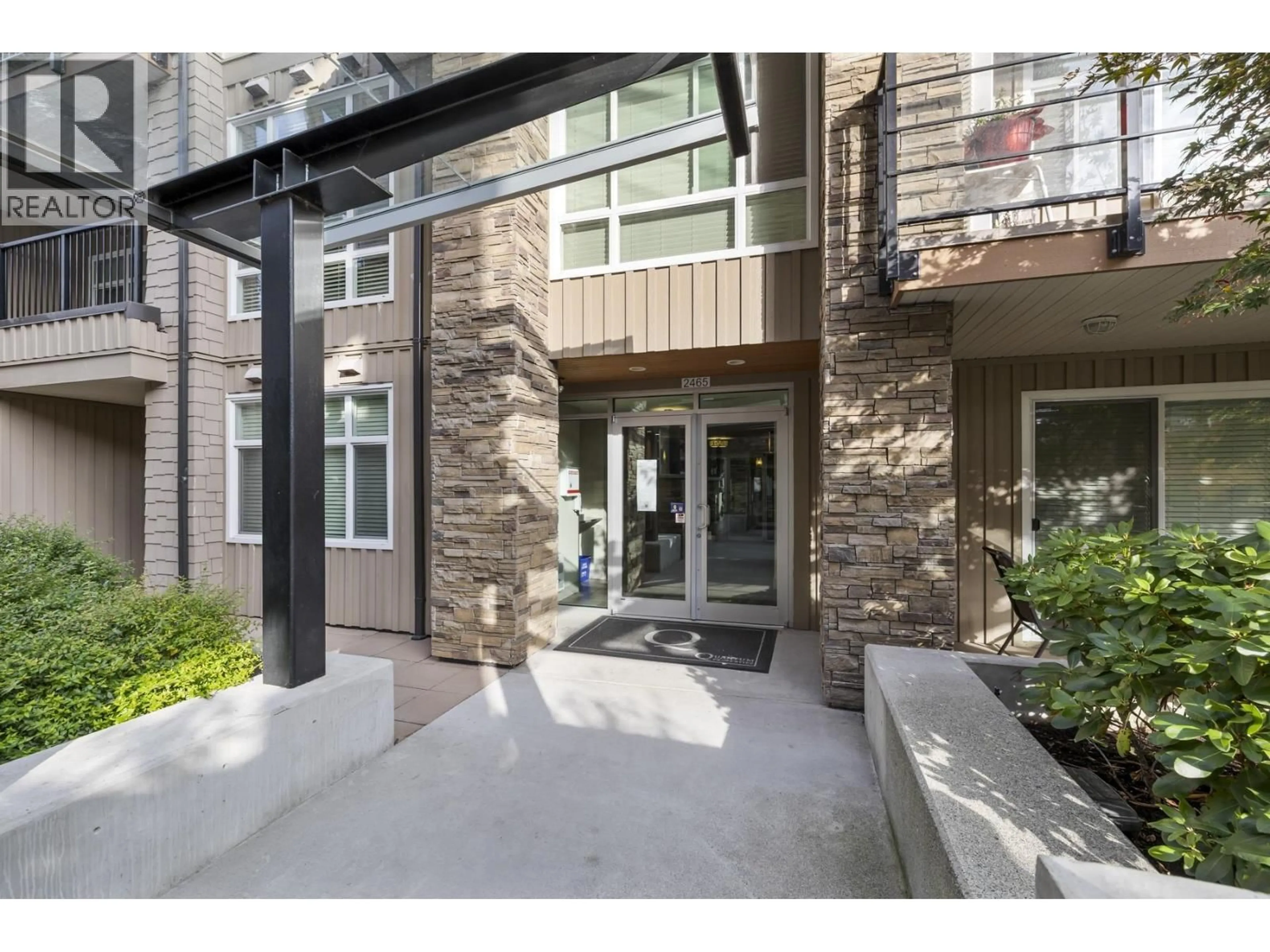 Indoor entryway for 605 - 2465 WILSON AVENUE, Port Coquitlam British Columbia V3C0E6