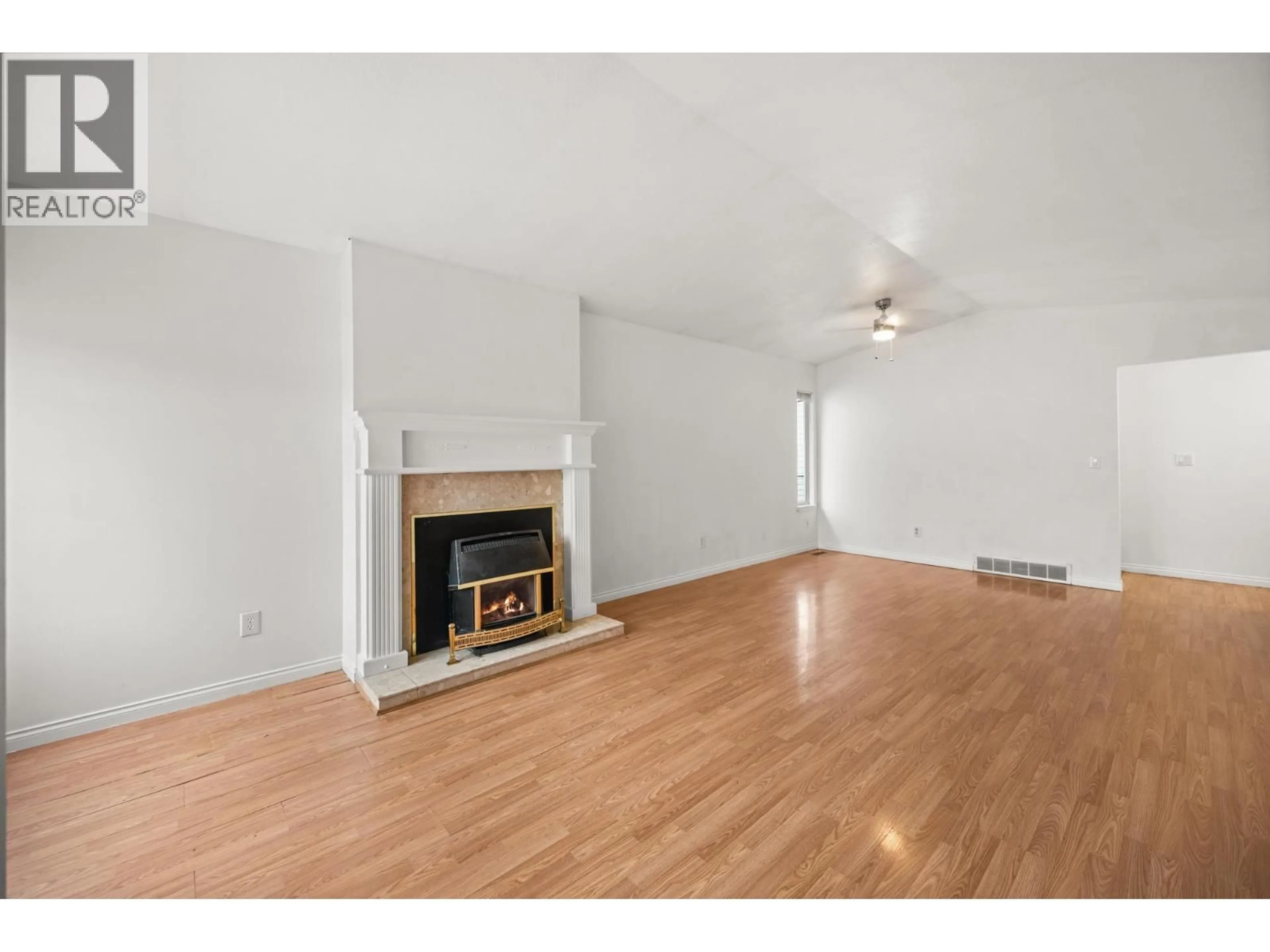 A pic of a room for 11677 203 STREET, Maple Ridge British Columbia V2X4T8