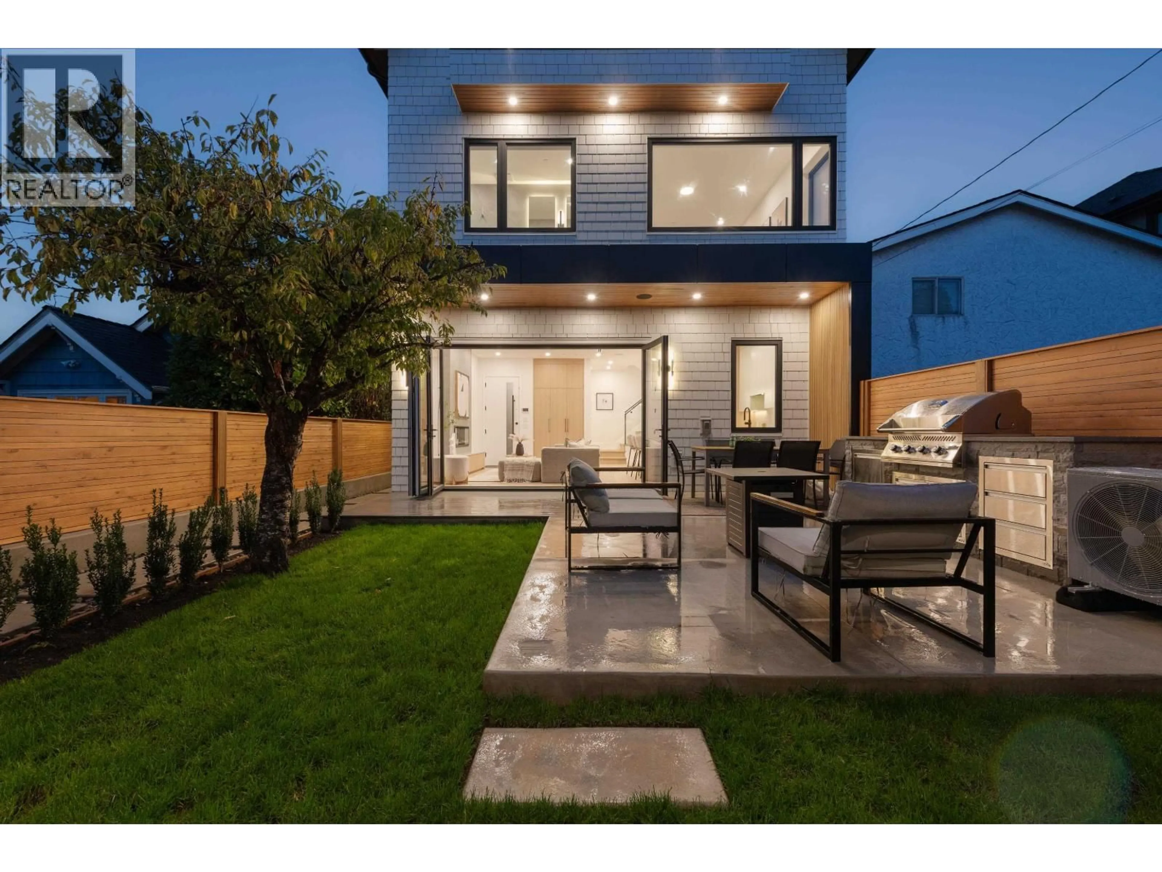 Home with brick exterior material, street for 2 - 312 37TH AVENUE, Vancouver British Columbia V5W1E7
