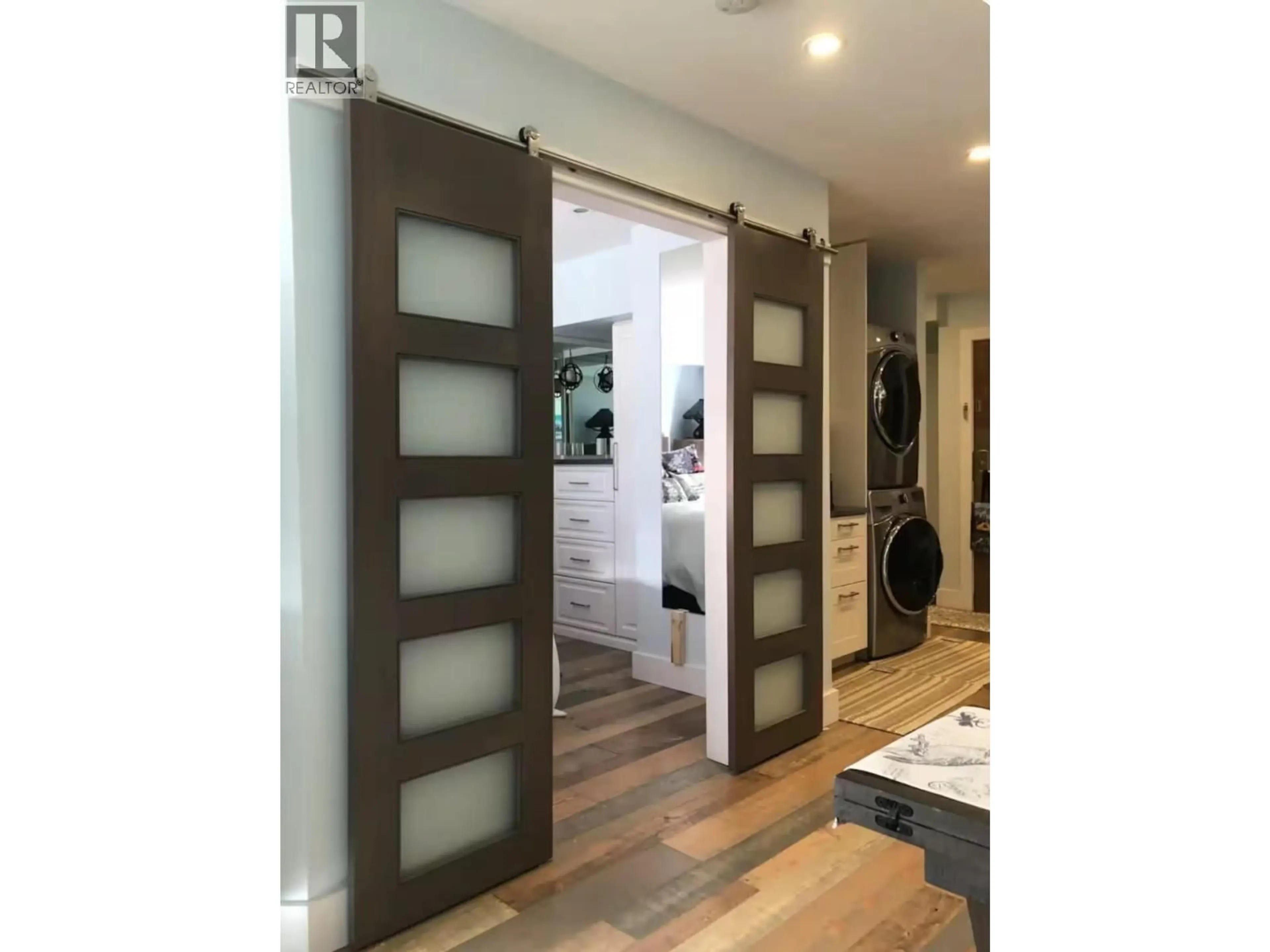 Indoor entryway for 104 - 2050 LAKE PLACID ROAD, Whistler British Columbia V0N1B2