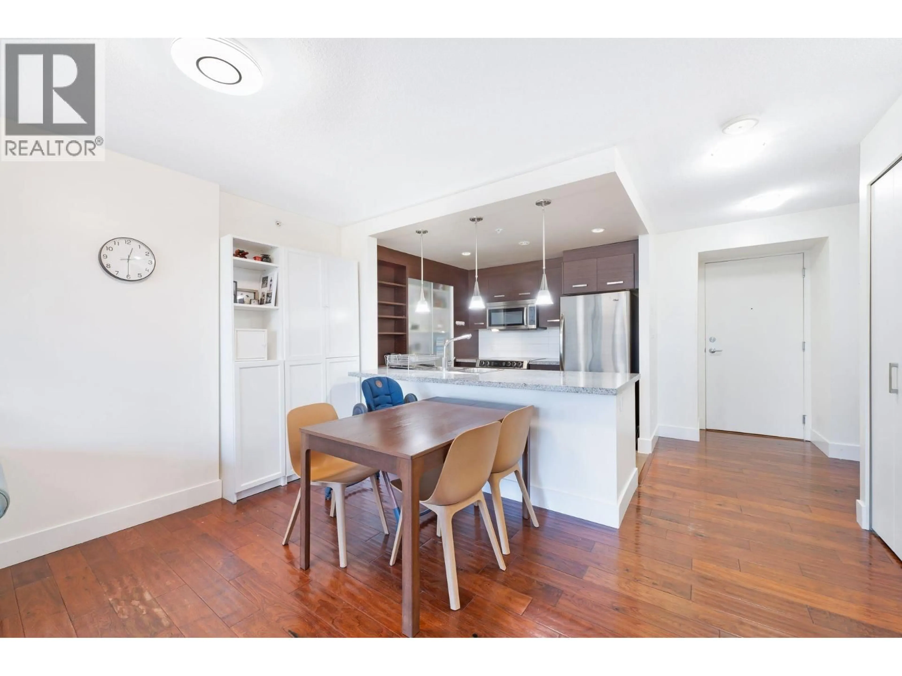 Unknown for 903 - 2959 GLEN DRIVE, Coquitlam British Columbia V3B0B8