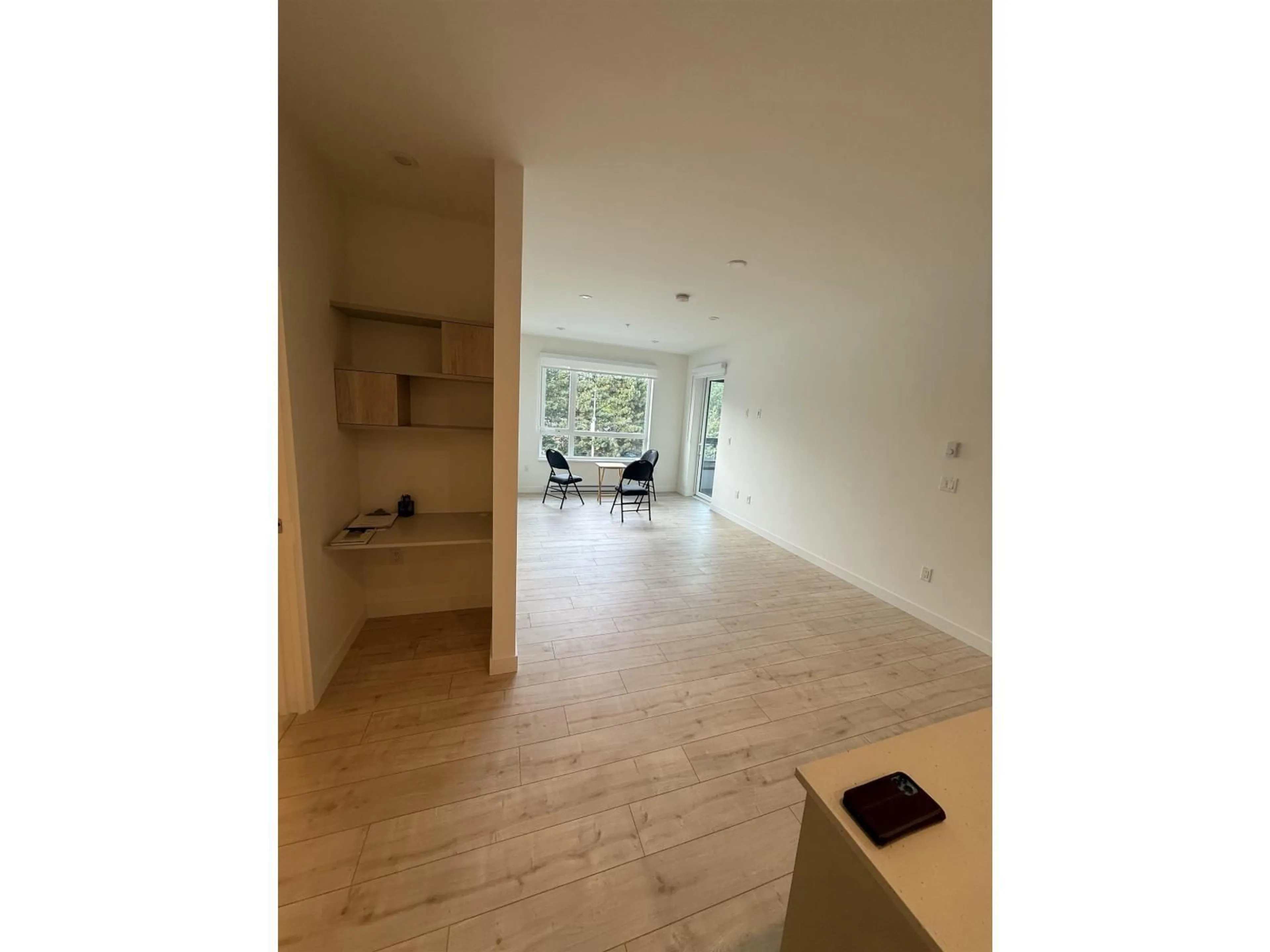 A pic of a room for 306 - 13788 76, Surrey British Columbia V3W3V9