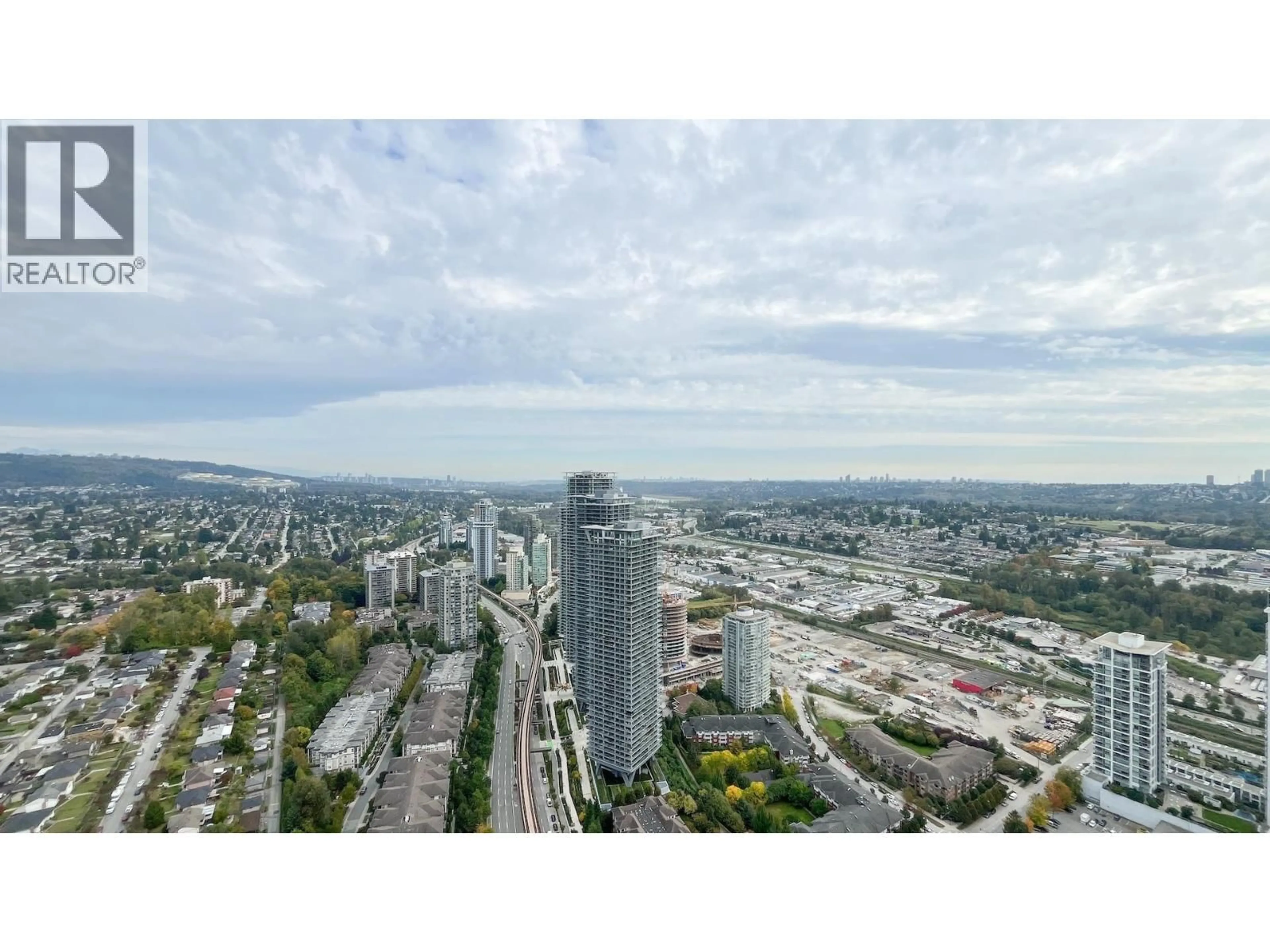 A pic from outside/outdoor area/front of a property/back of a property/a pic from drone, city buildings view from balcony for 4911 - 4650 BRENTWOOD BOULEVARD, Burnaby British Columbia V5C0M3