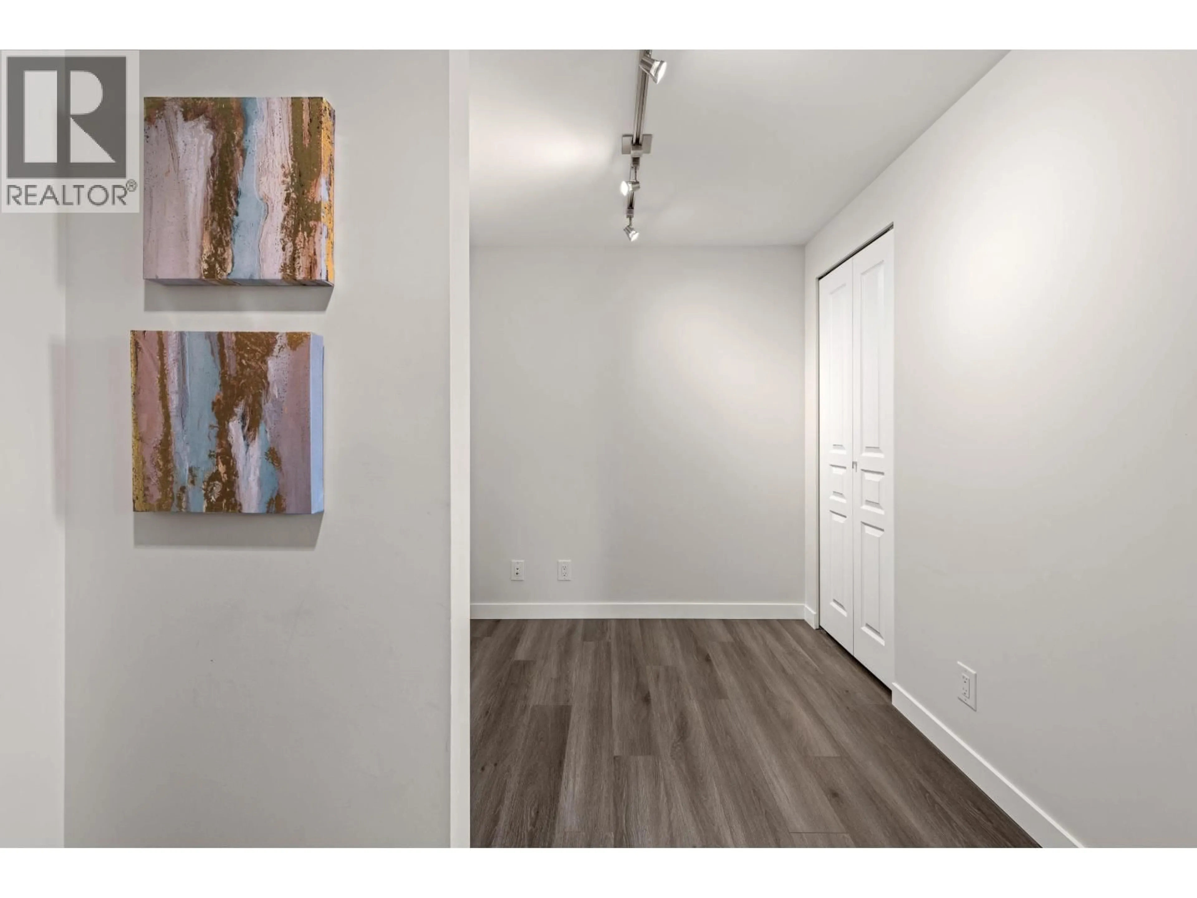 Indoor entryway for 2301 - 3096 WINDSOR GATE, Coquitlam British Columbia V3B0P4