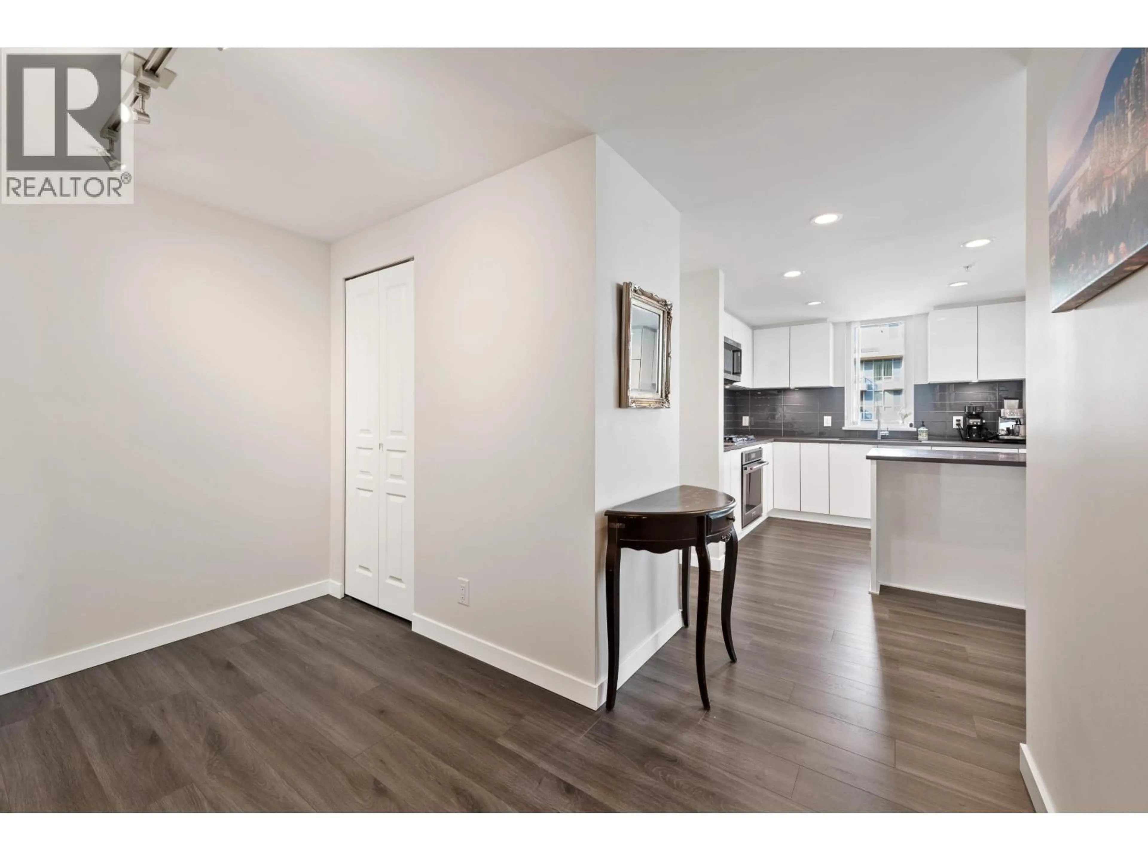 Unknown for 2301 - 3096 WINDSOR GATE, Coquitlam British Columbia V3B0P4