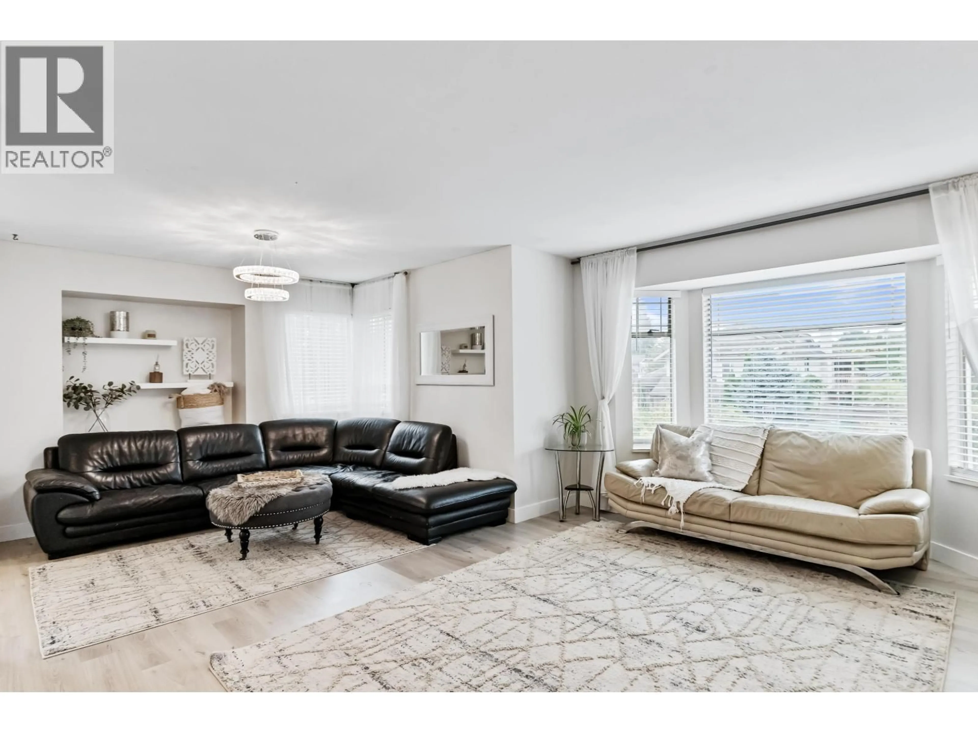 Living room with furniture, unknown for 12276 AURORA STREET, Maple Ridge British Columbia V2X0R2