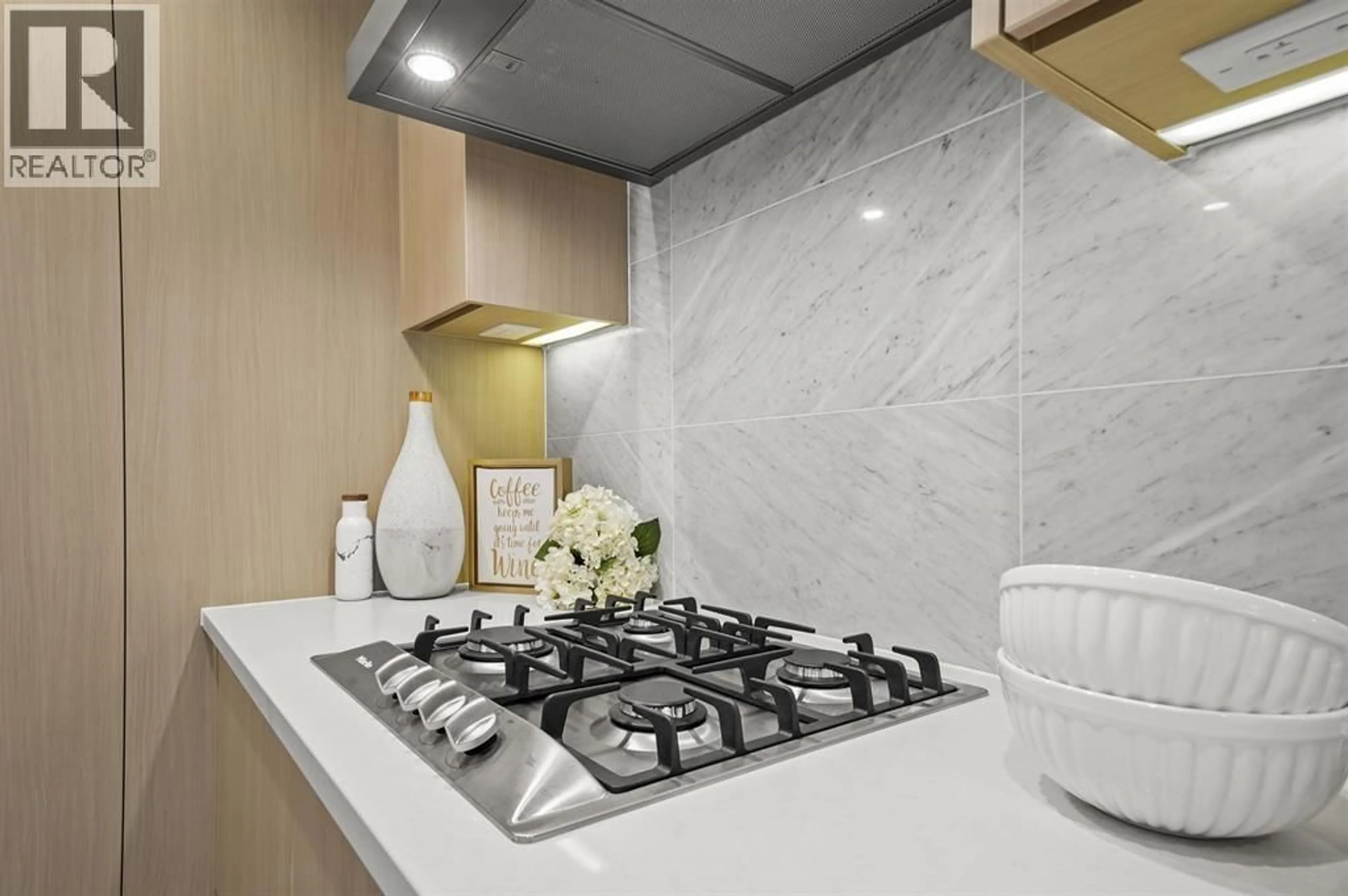 Standard kitchen, ceramic/tile floor for 1206 - 1768 COOK STREET, Vancouver British Columbia V5Y0N3