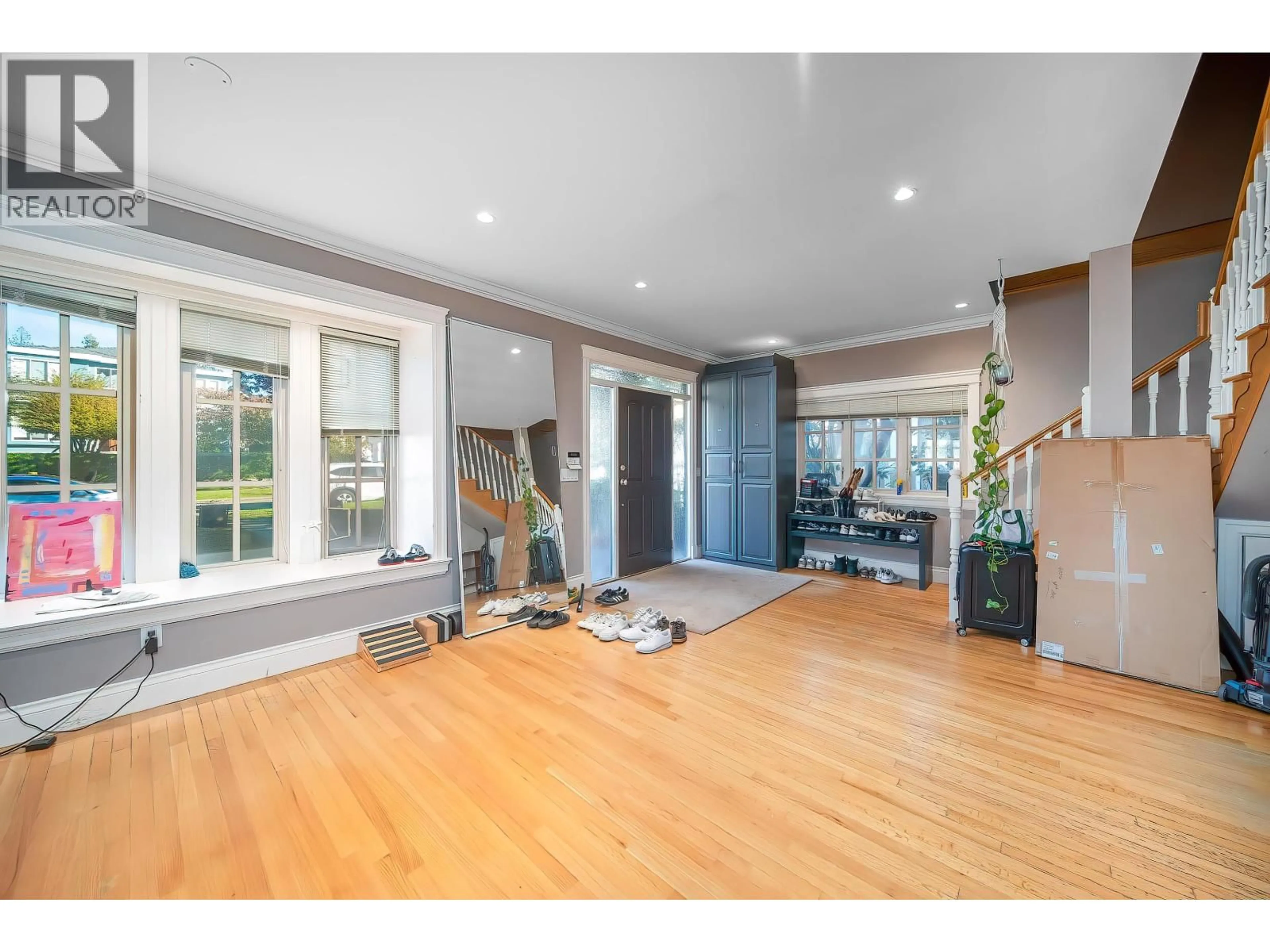 Unknown for 4094 38TH AVENUE, Vancouver British Columbia V6N2Y9