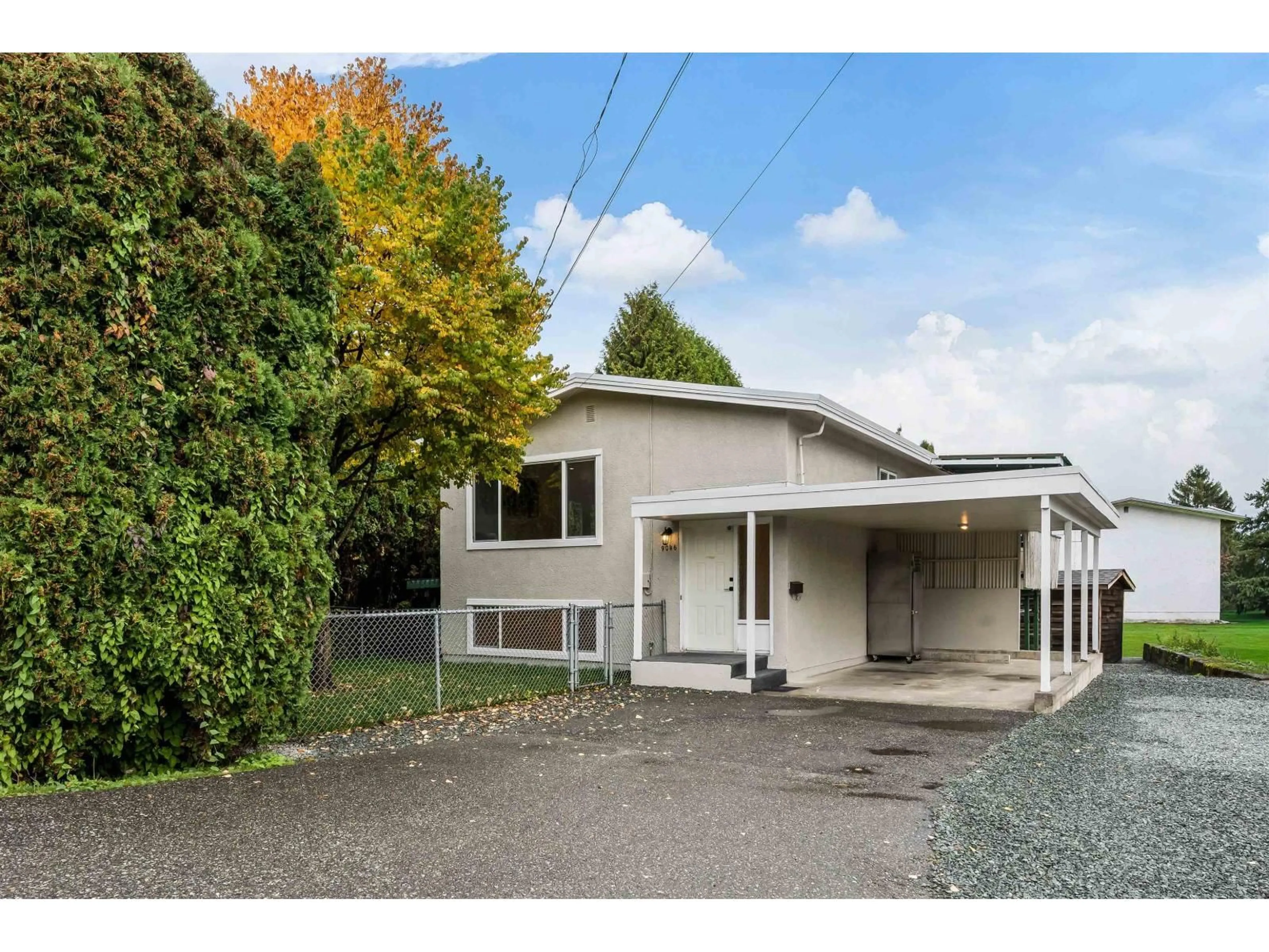 Home with vinyl exterior material, street for 9046 BROADWAY STREET, Chilliwack British Columbia V2P5W1