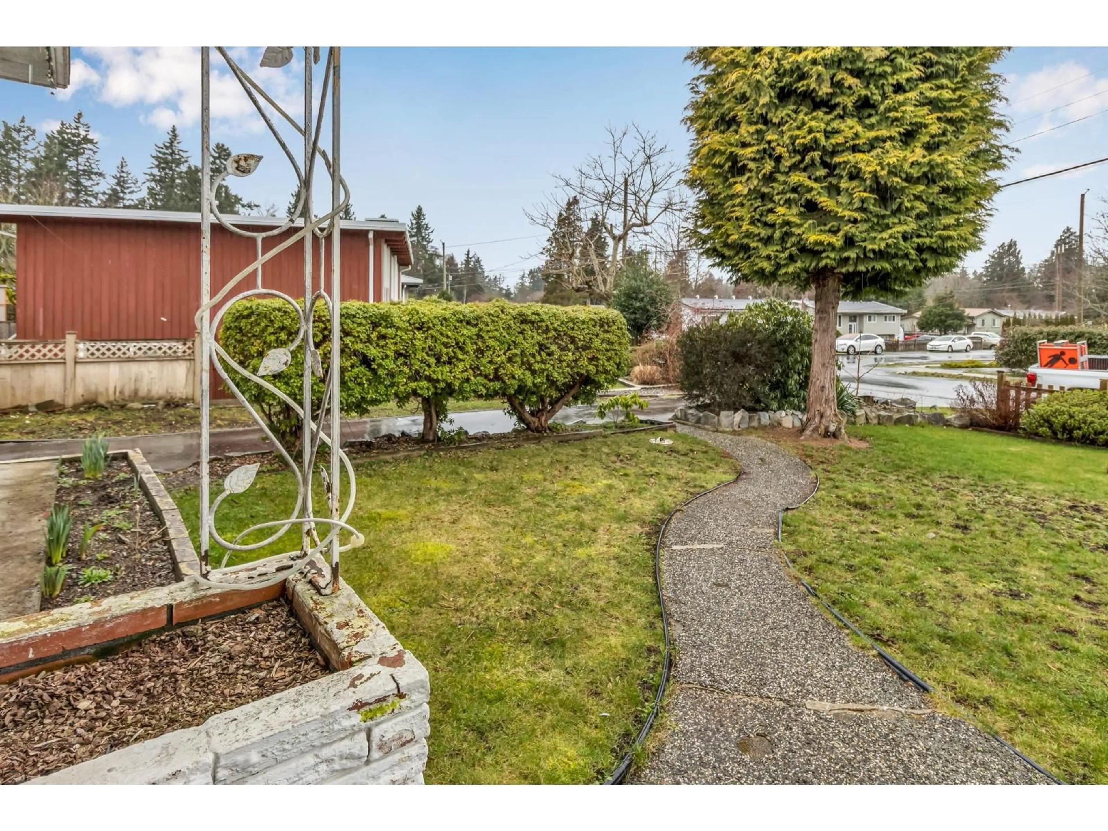 A pic from outside/outdoor area/front of a property/back of a property/a pic from drone, street for 11032 86A, Delta British Columbia V4C2Y2