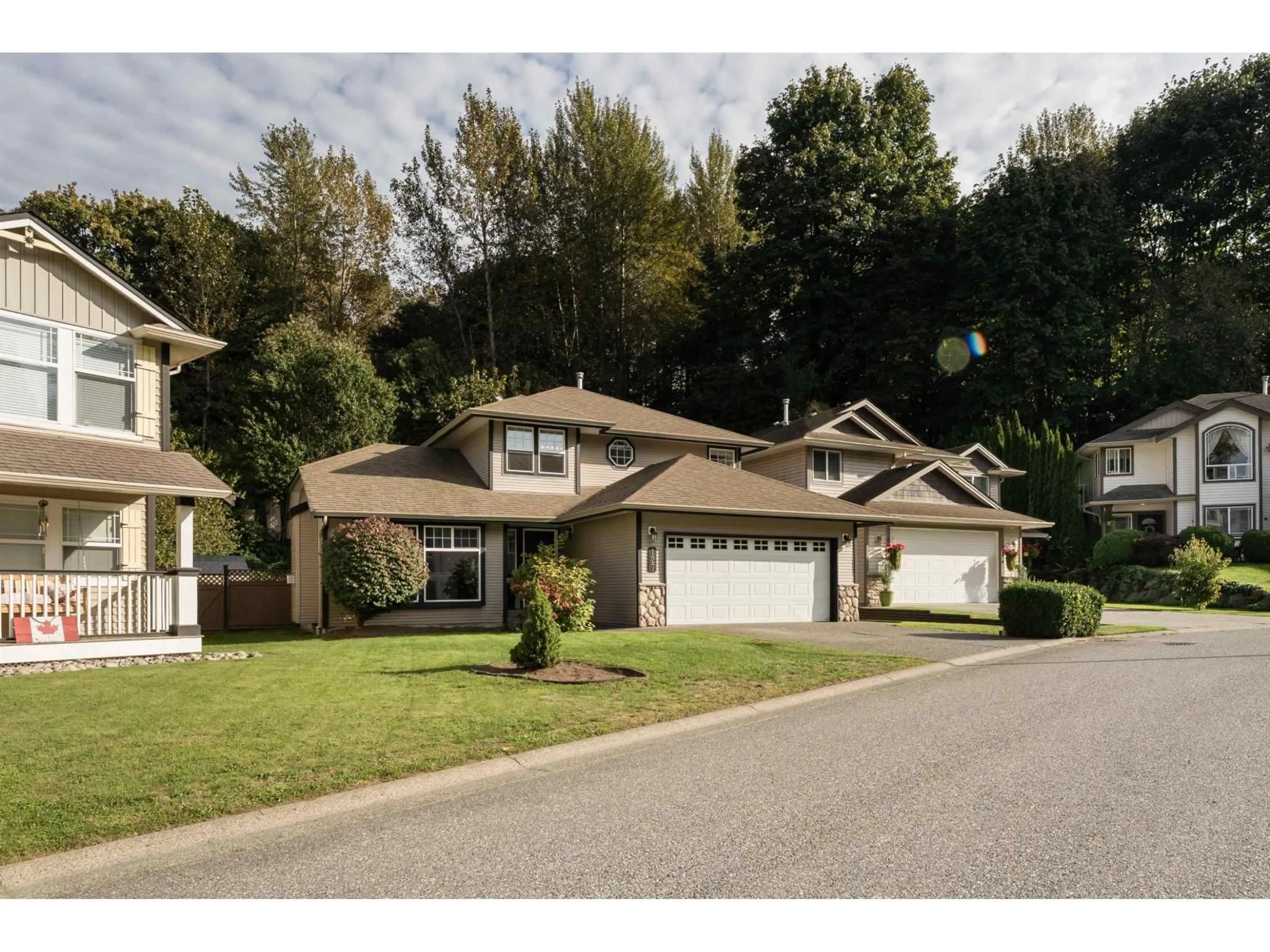 Home with vinyl exterior material, street for 127 - 43995 CHILLIWACK MOUNTAIN ROAD, Chilliwack British Columbia V2R5M1