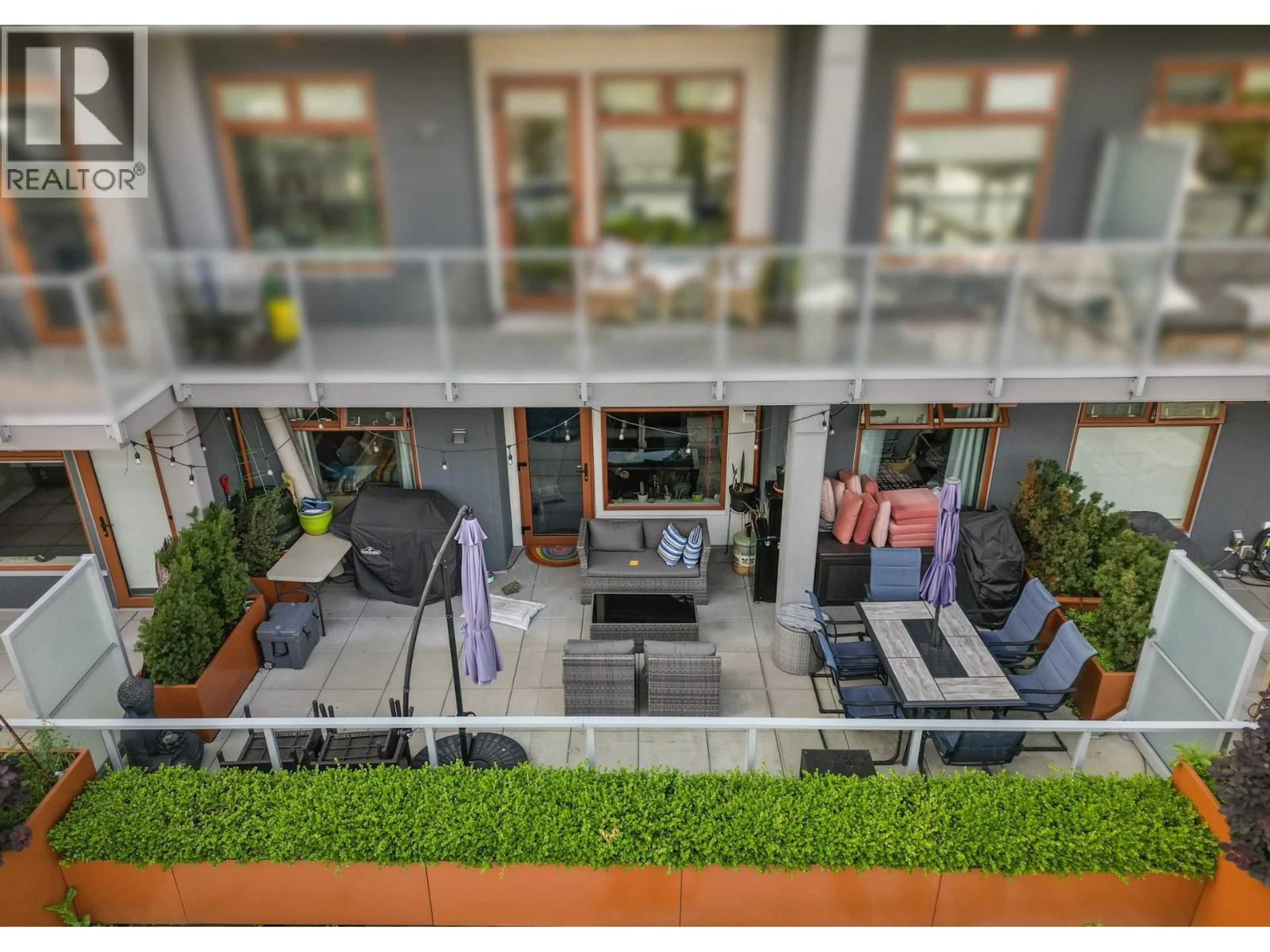 Unknown for 202 - 2408 GRANT STREET, Vancouver British Columbia V5K3G4