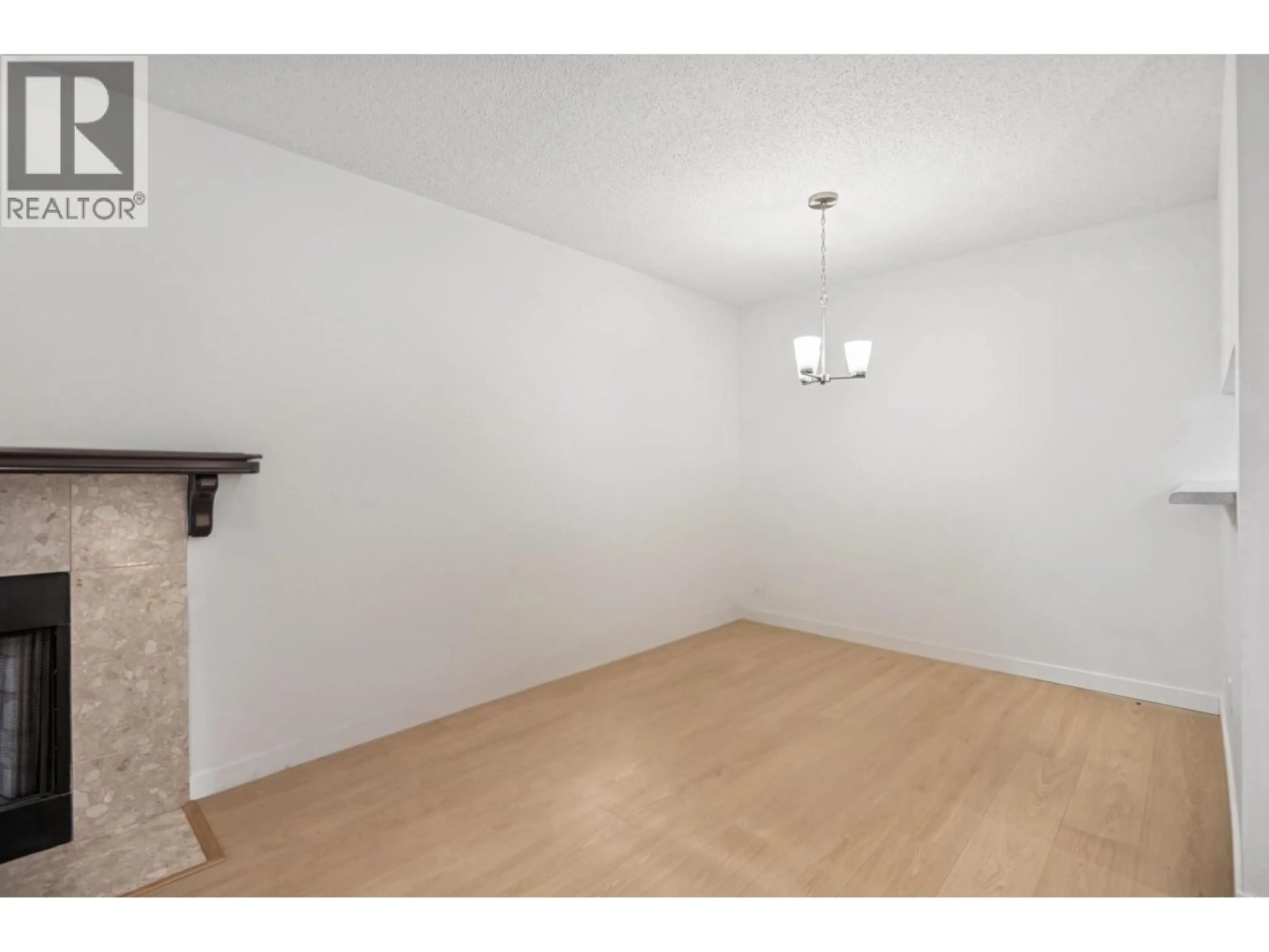A pic of a room for 408 - 2320 40TH AVENUE, Vancouver British Columbia V6M4H6