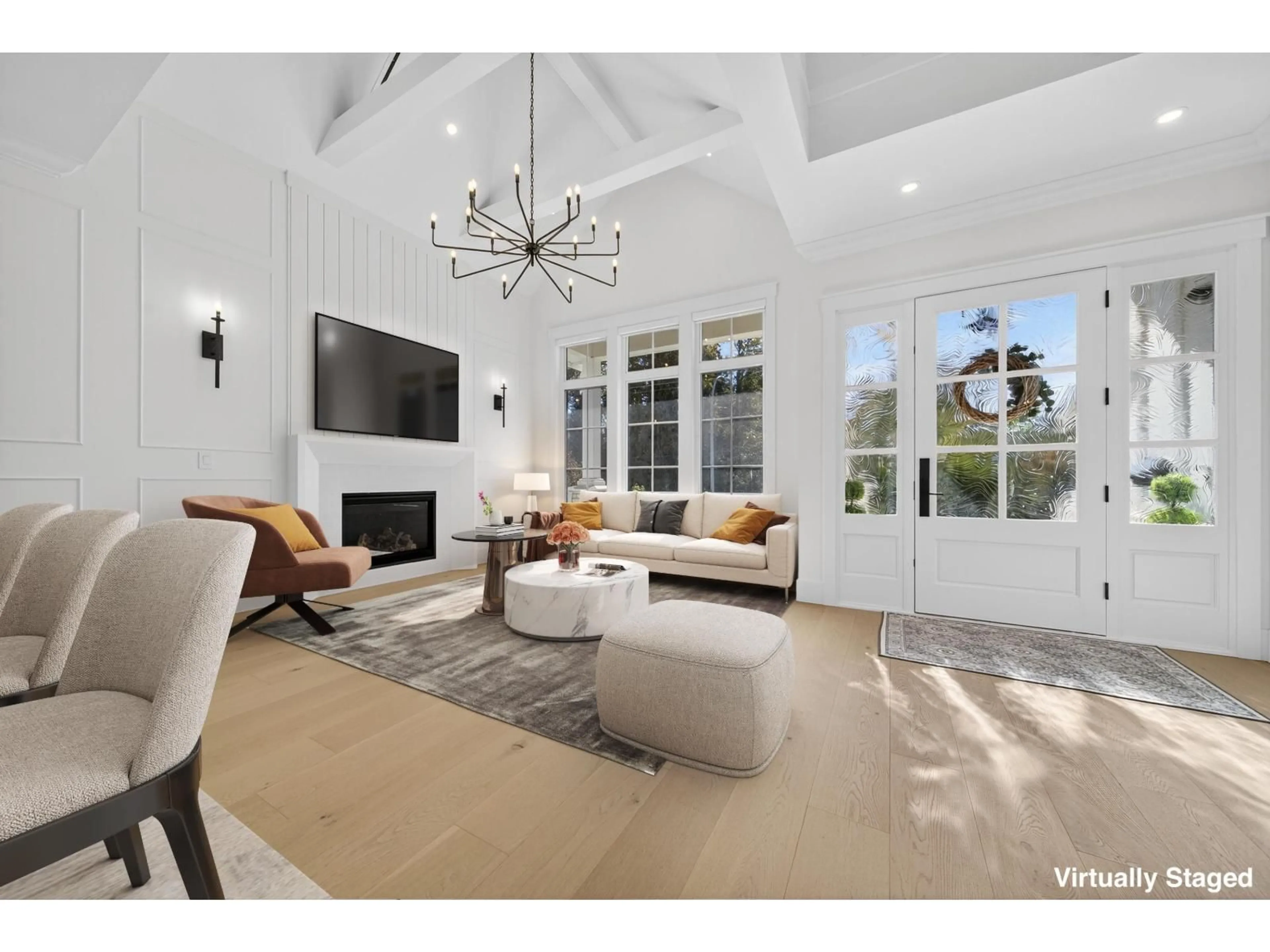 Living room with furniture, unknown for 16111 108, Surrey British Columbia V4N1P2