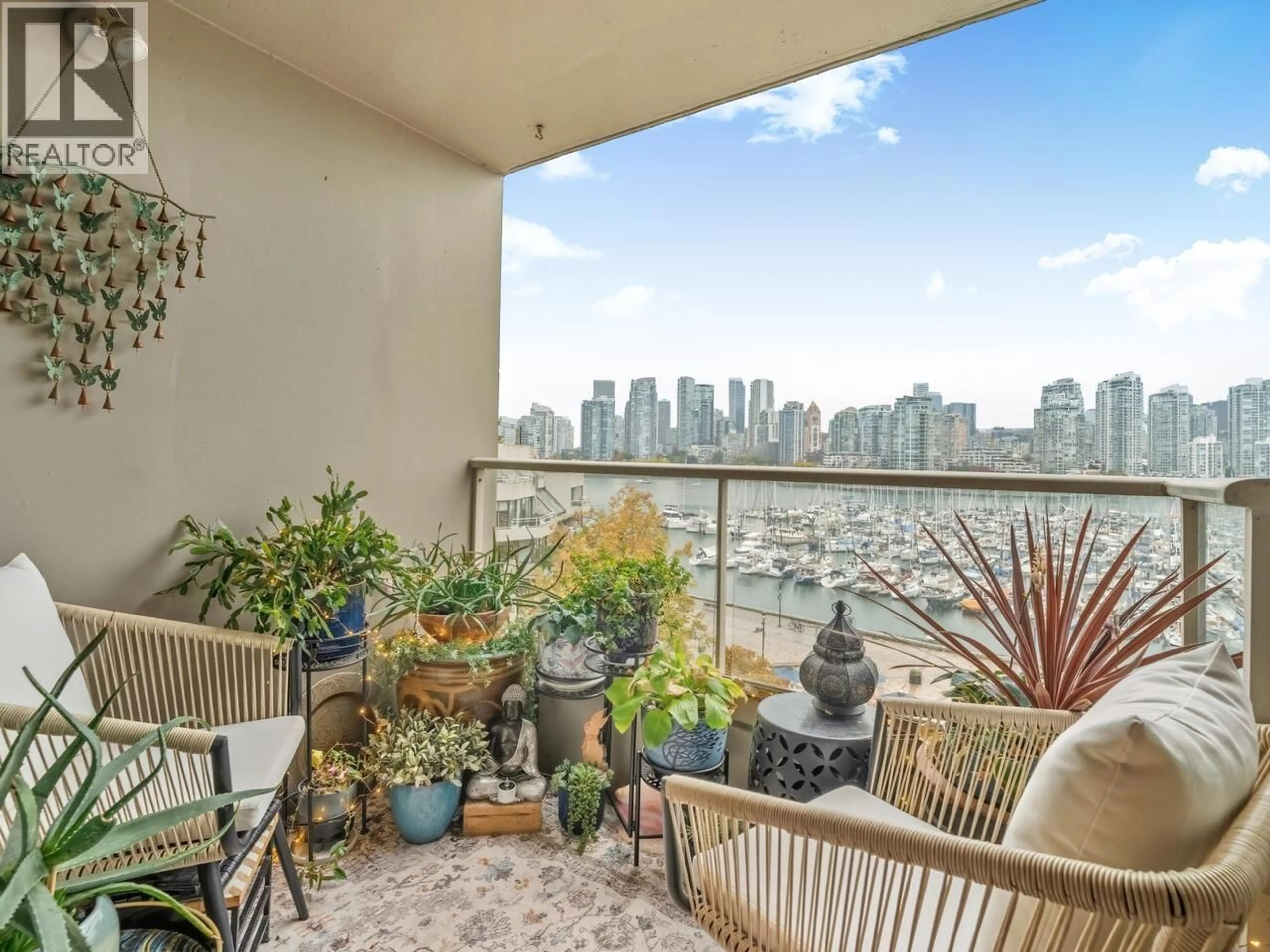 Balcony in the apartment, water/lake/river/ocean view for 521 - 666 LEG IN BOOT SQUARE, Vancouver British Columbia V5Z4A4