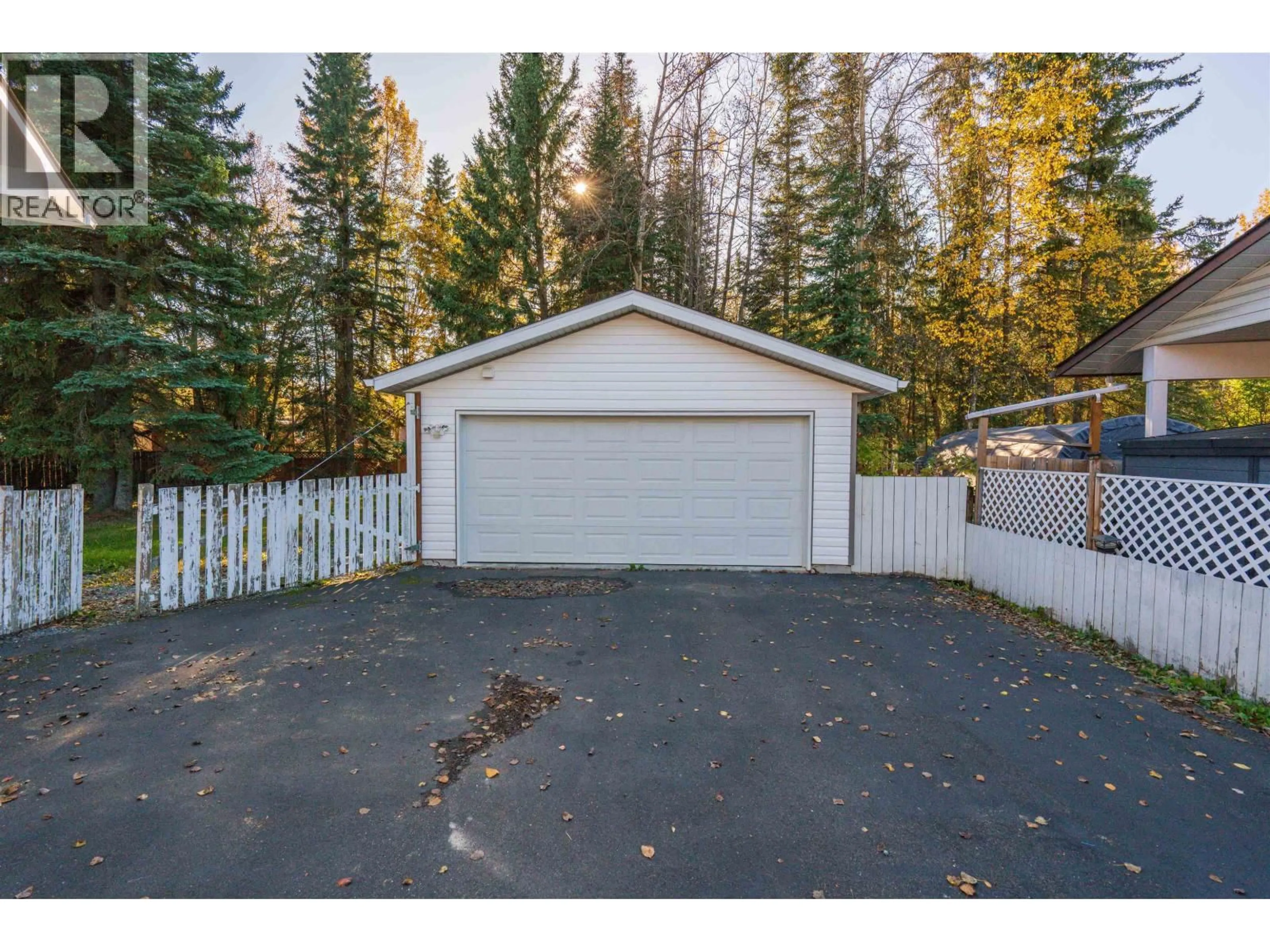 Indoor garage for 7837 PIEDMONT CRESCENT, Prince George British Columbia V2N3K8