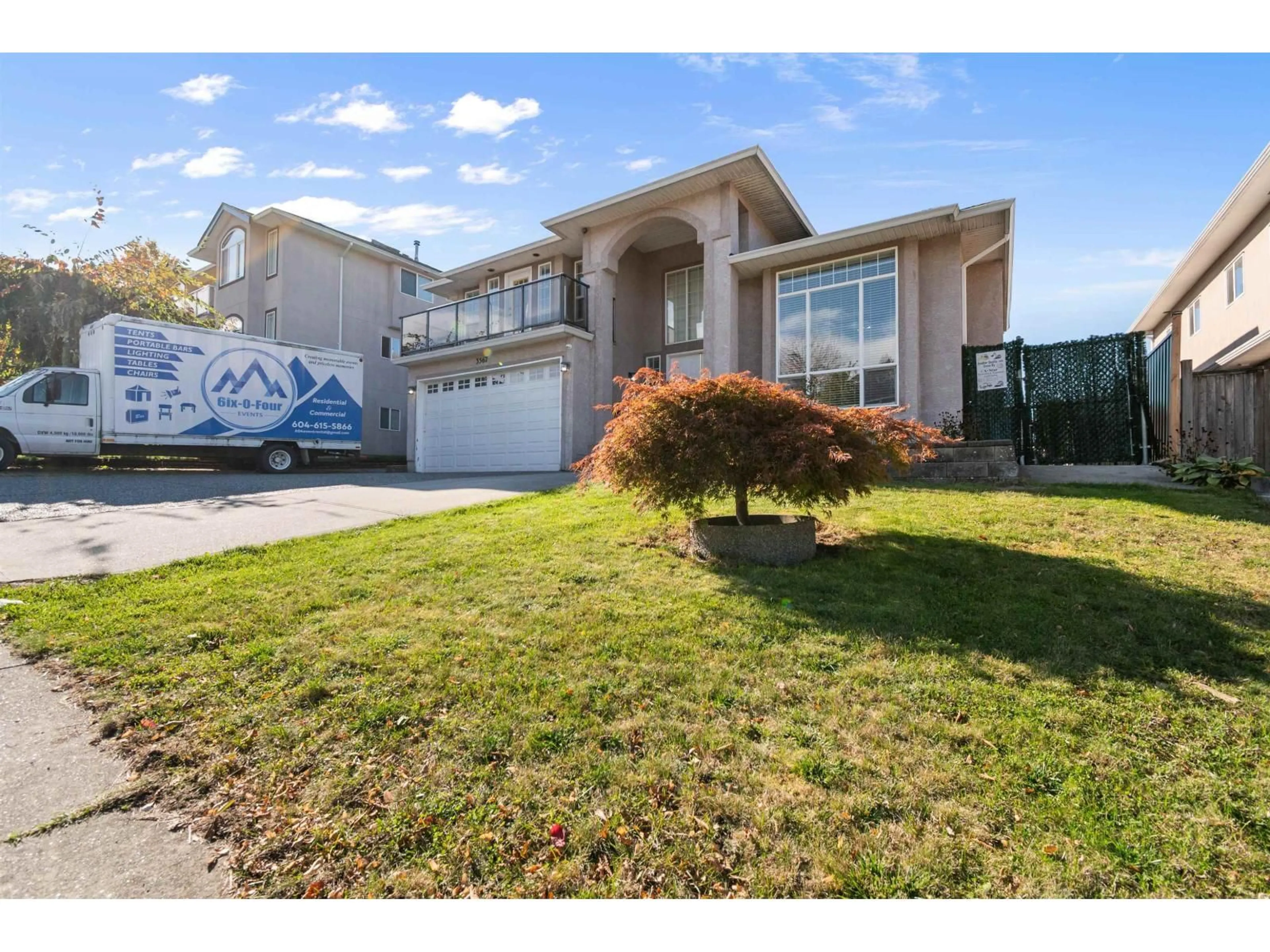 Home with vinyl exterior material, street for 3567 SUMMIT, Abbotsford British Columbia V2T6S4
