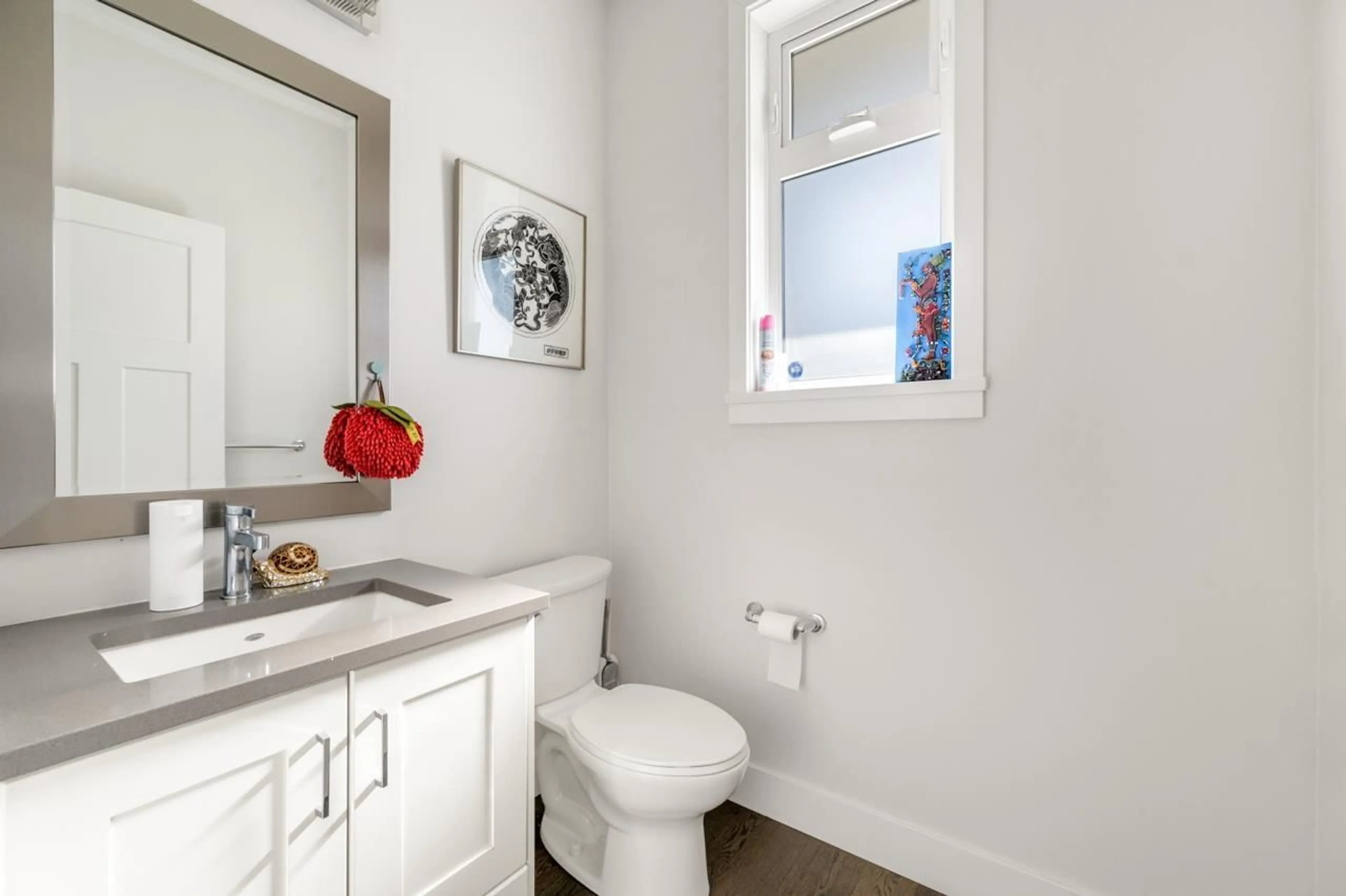 Standard bathroom, ceramic/tile floor for 16509 25, Surrey British Columbia V3Z0S2