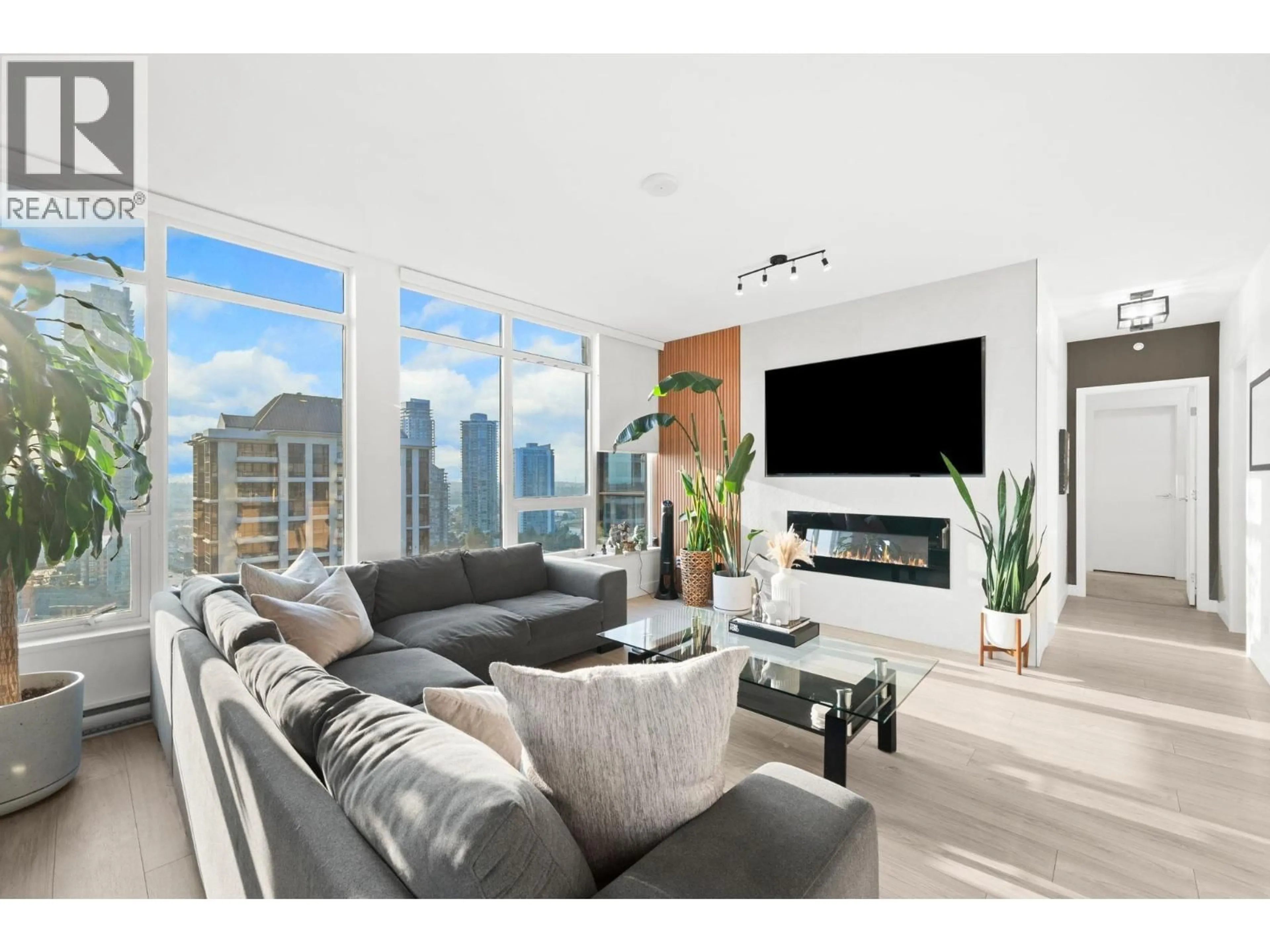 Living room with furniture, unknown for 2604 - 2077 ROSSER AVENUE, Burnaby British Columbia V5C0G6