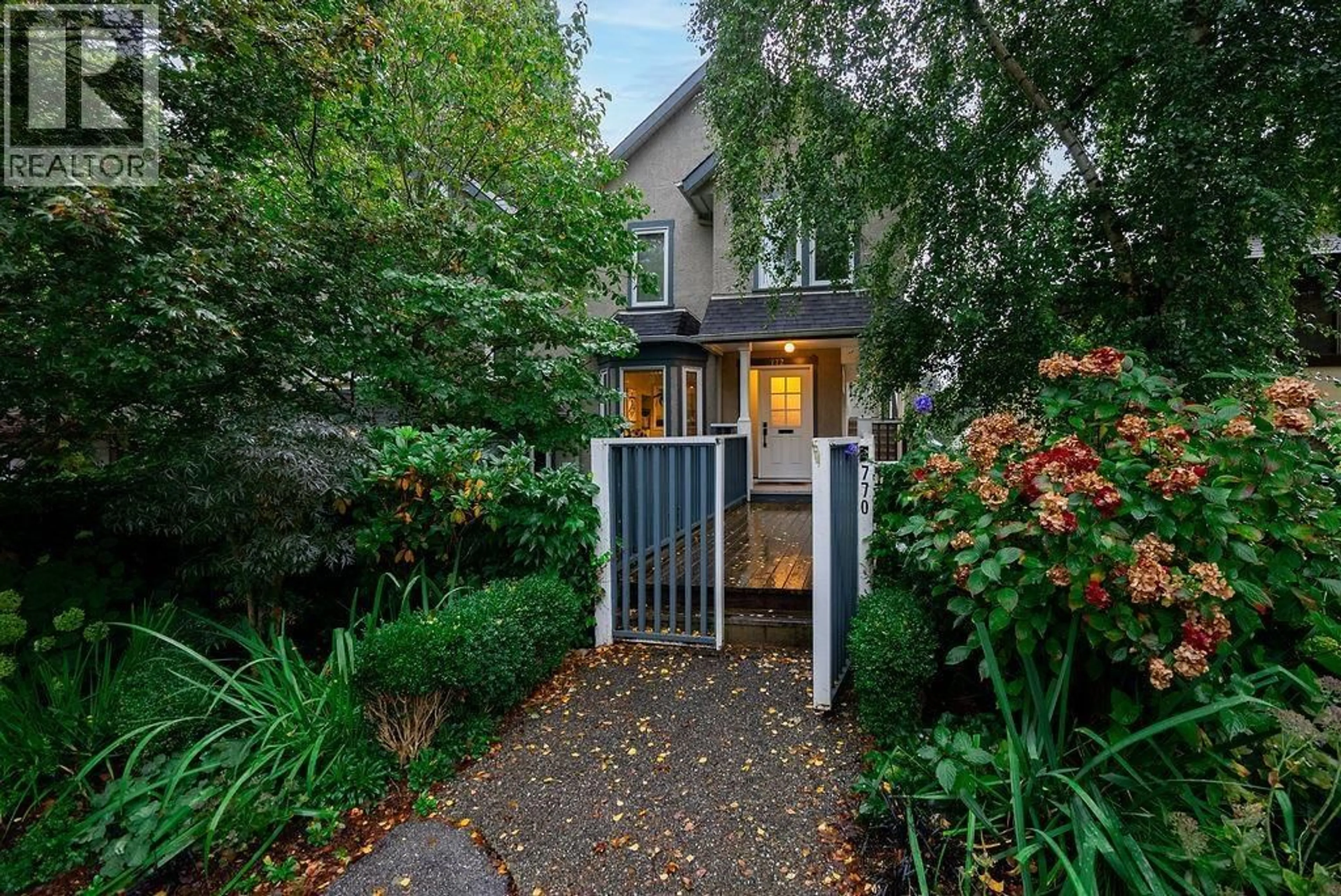 Unknown for 772 UNION STREET, Vancouver British Columbia V6A2C2