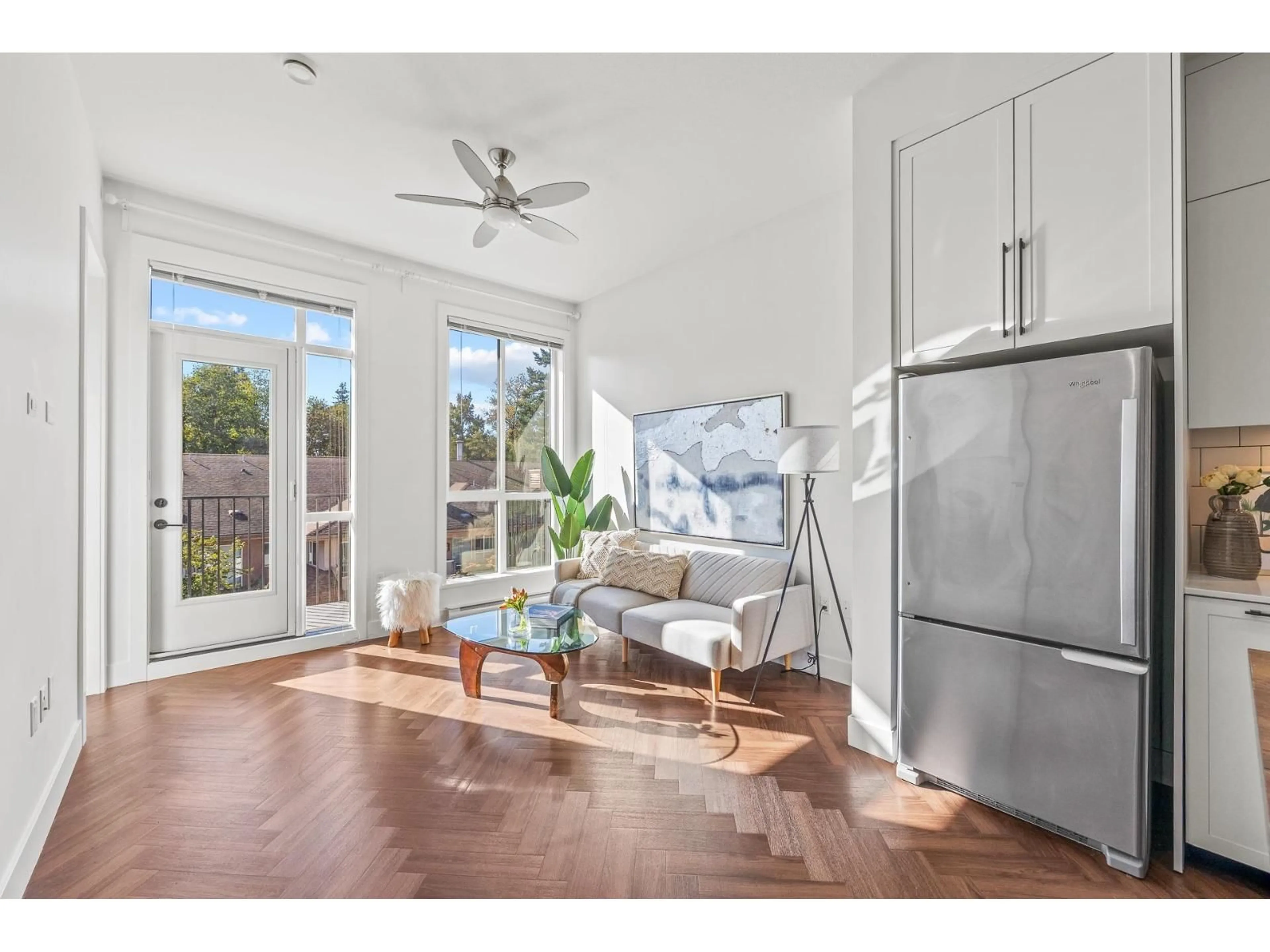 Unknown for 401 - 14968 101A, Surrey British Columbia V3R0E8