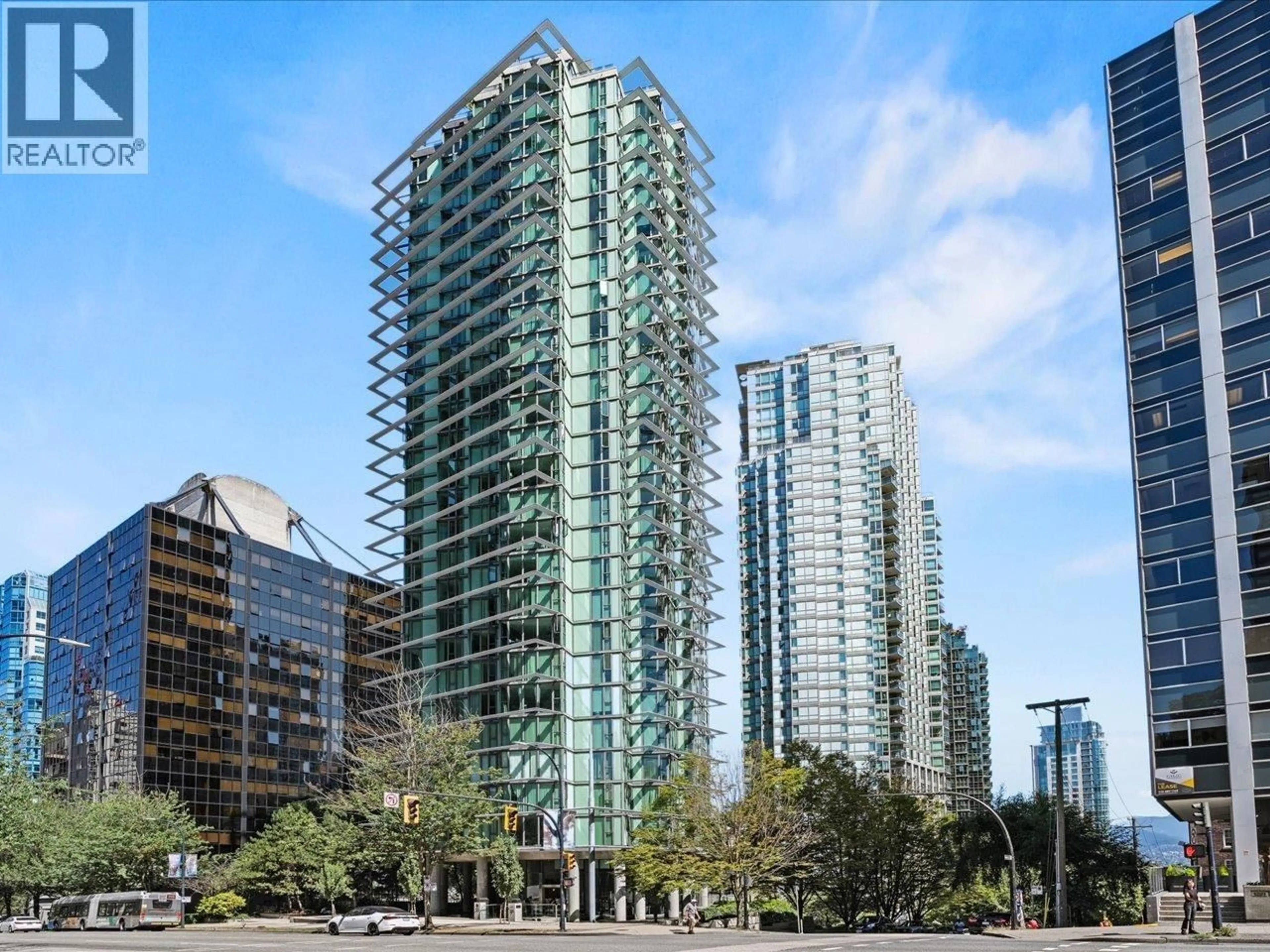 Unknown for 2305 - 1331 GEORGIA STREET, Vancouver British Columbia V6E4P1