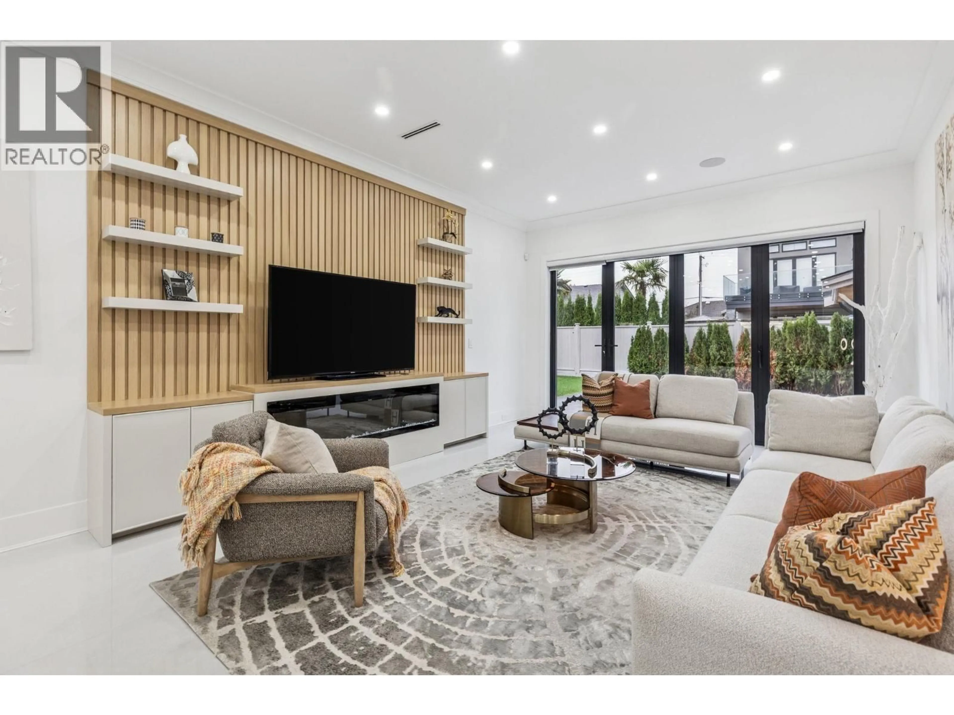 Living room with furniture, unknown for 5080 MERGANSER DRIVE, Richmond British Columbia V7E3W5