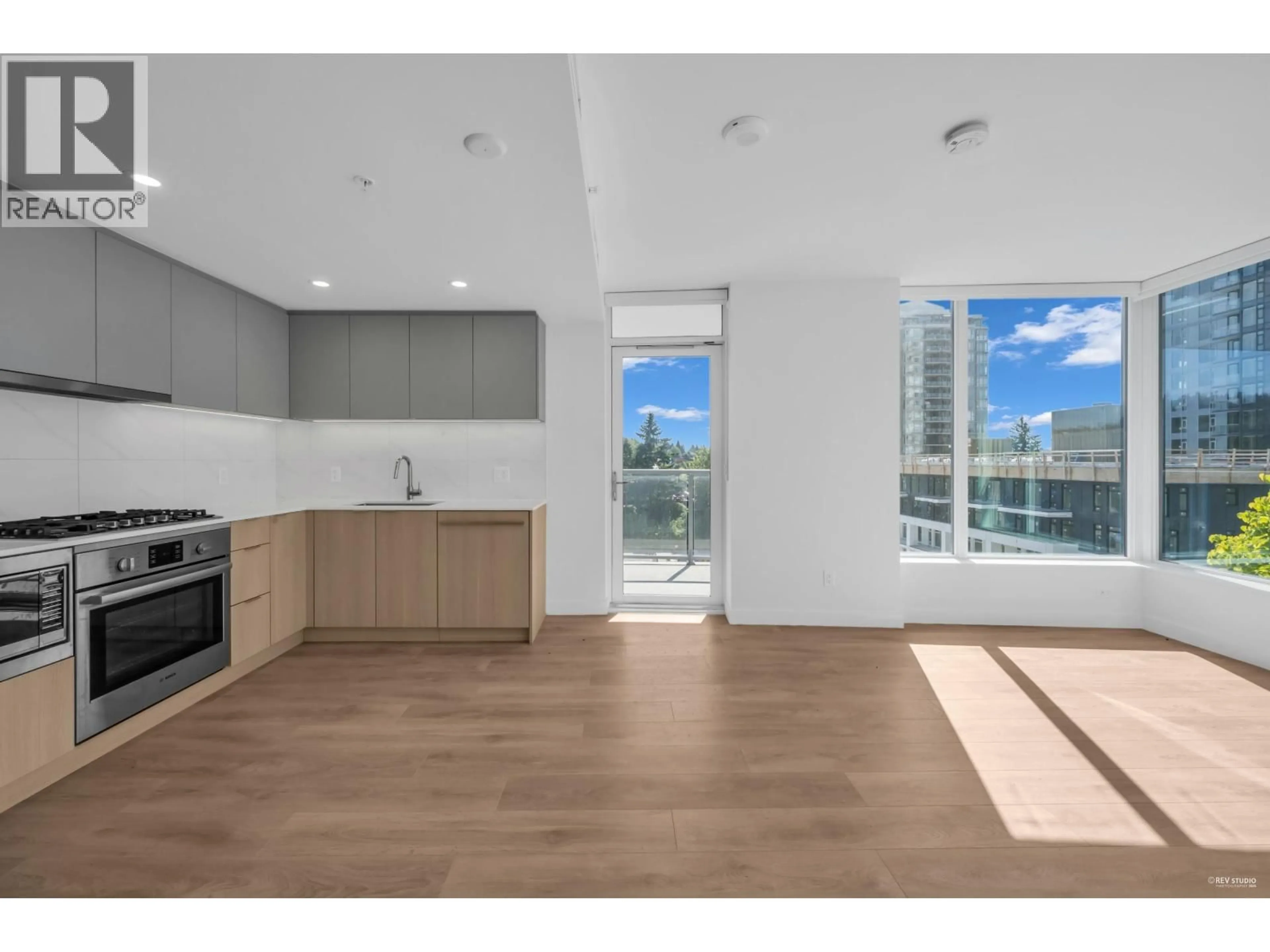 Open concept kitchen, unknown for 704 - 318 ALDERSON AVENUE, Coquitlam British Columbia V3K0J1