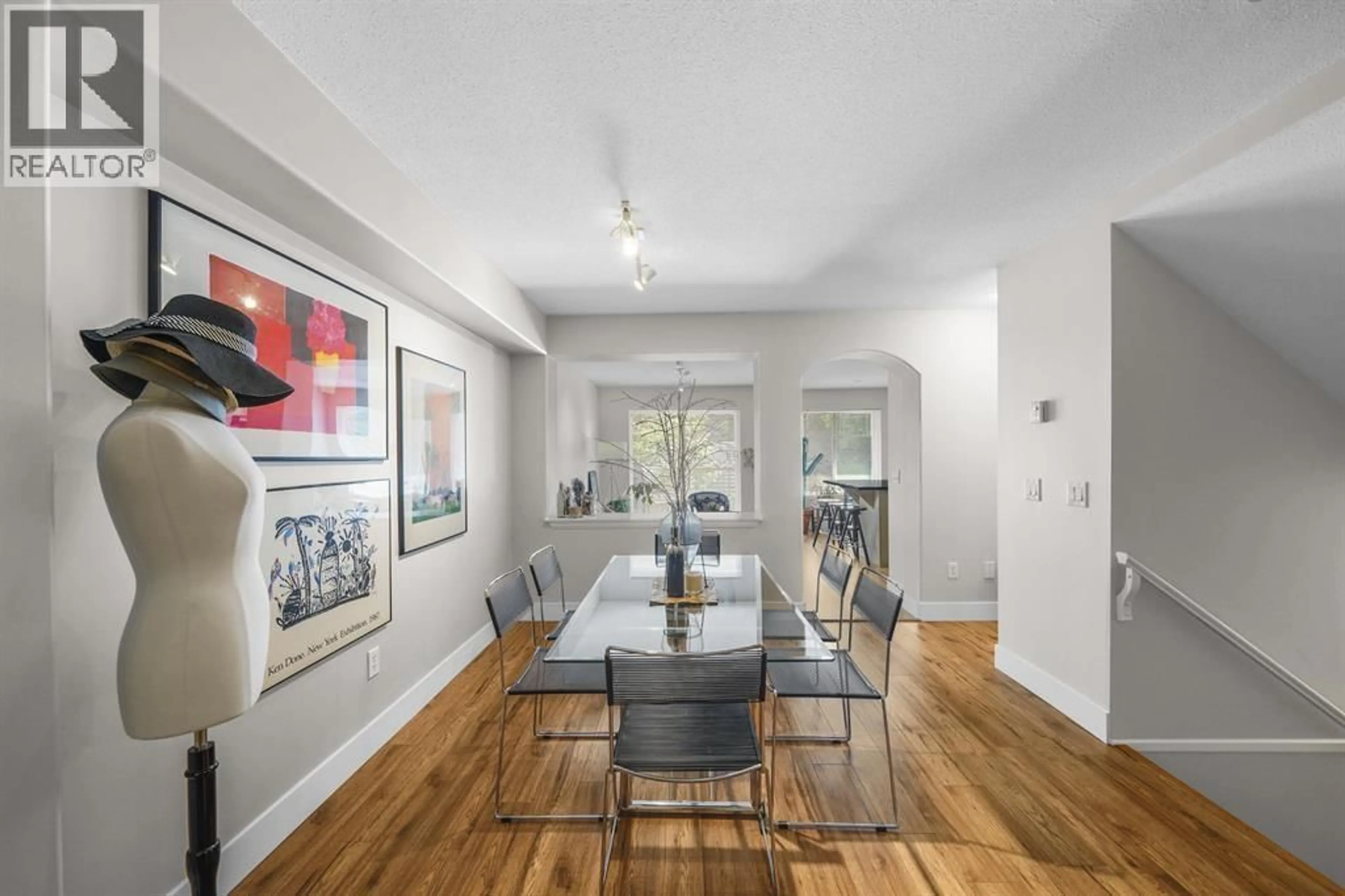 Dining room, wood/laminate floor for 46 - 2351 PARKWAY BOULEVARD, Coquitlam British Columbia V3E3P2