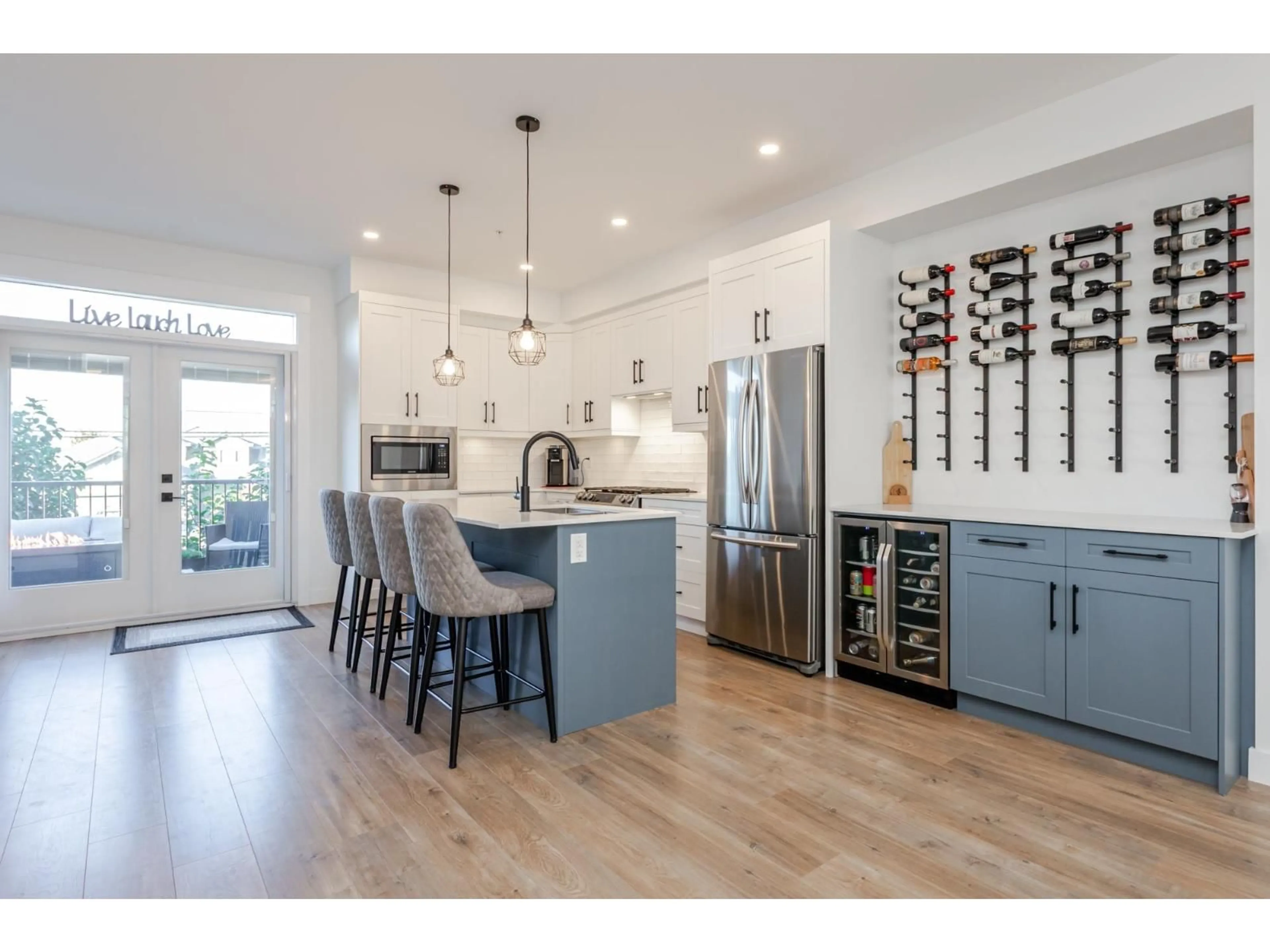 Open concept kitchen, unknown for 23 - 21688 52, Langley British Columbia V2Y4K9