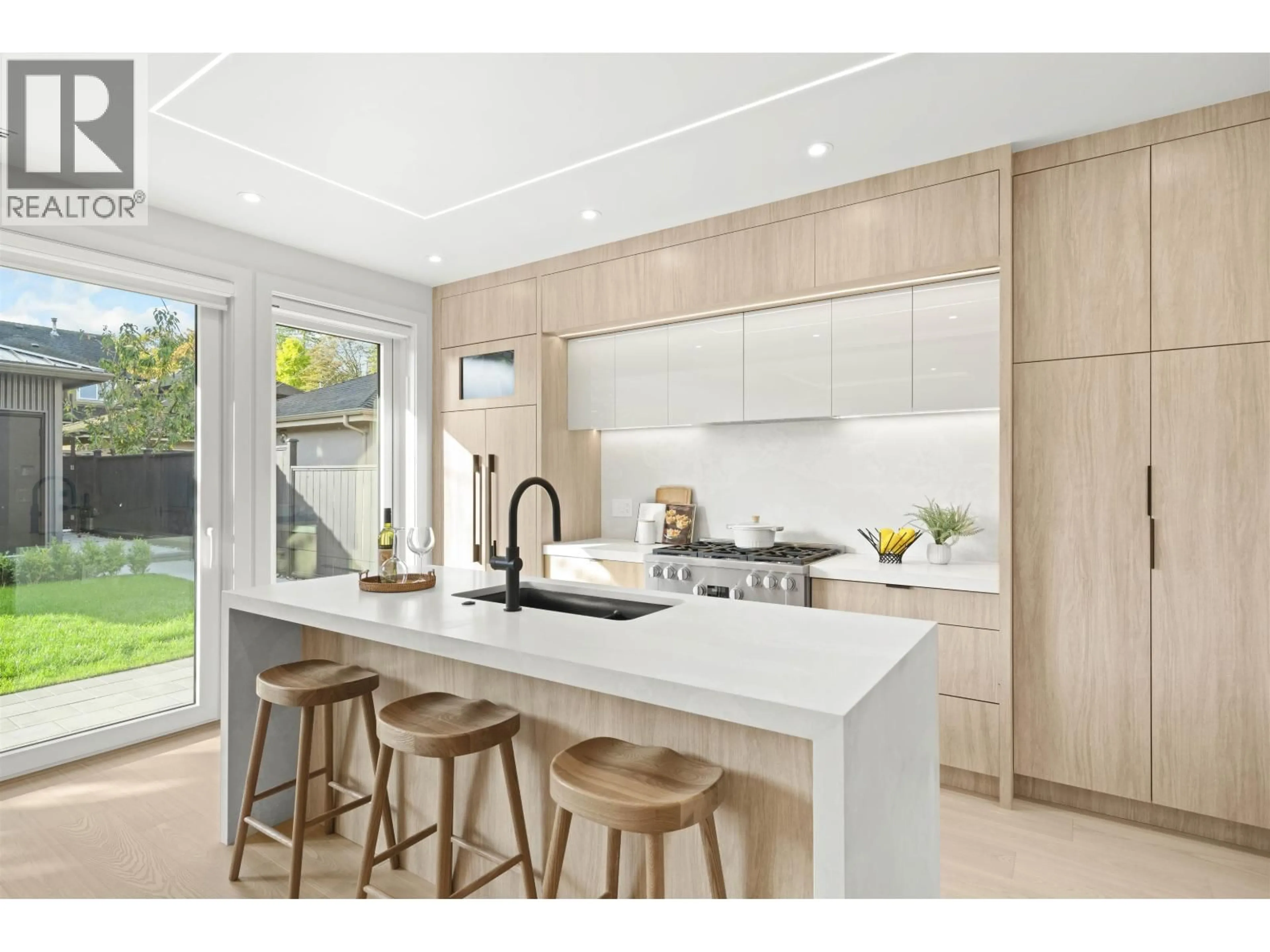 Contemporary kitchen, unknown for 2 - 3466 W 22ND AVENUE, Vancouver British Columbia V6S1J2