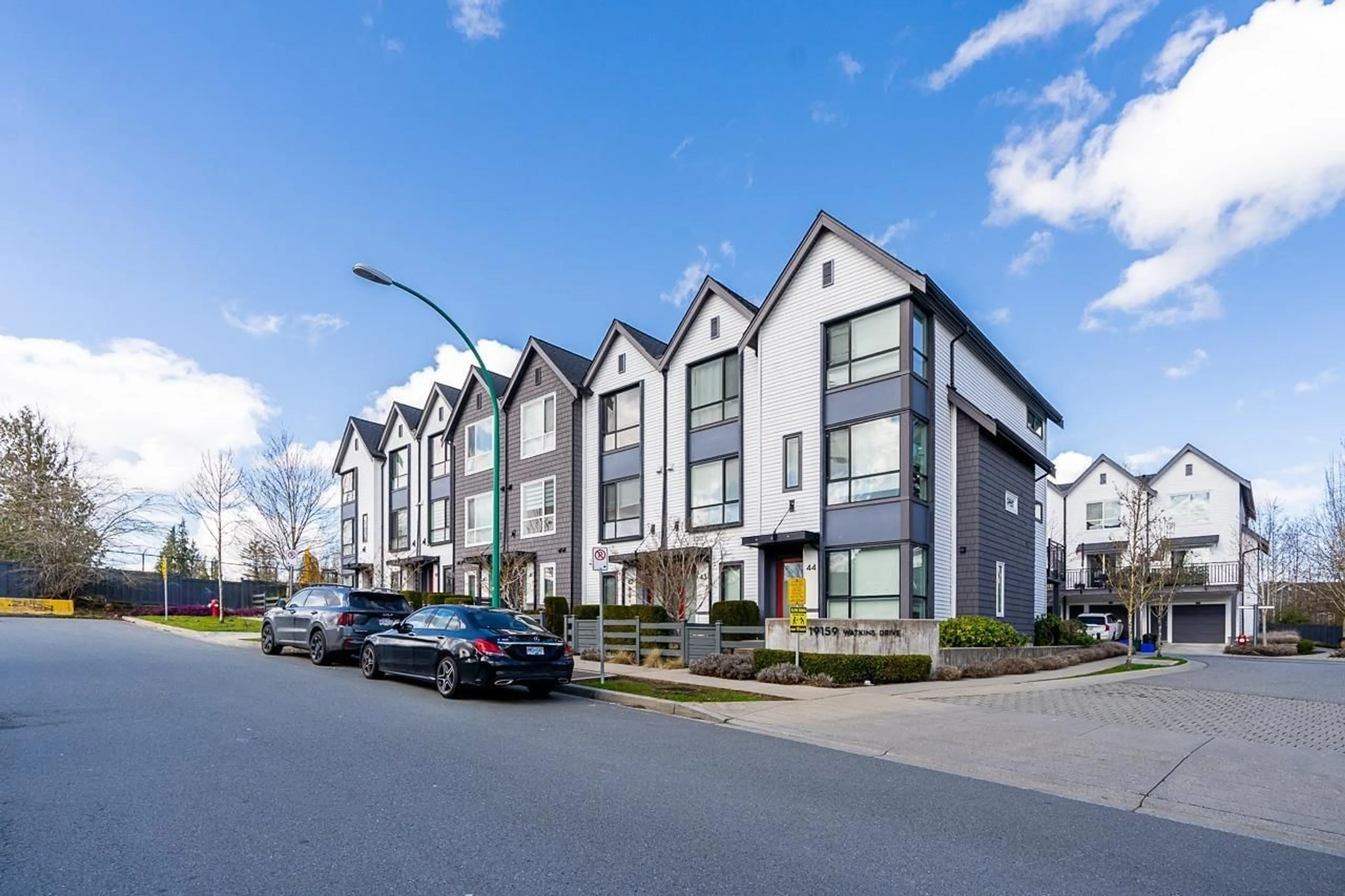 Unknown for 39 - 19159 WATKINS, Surrey British Columbia V4N6P7