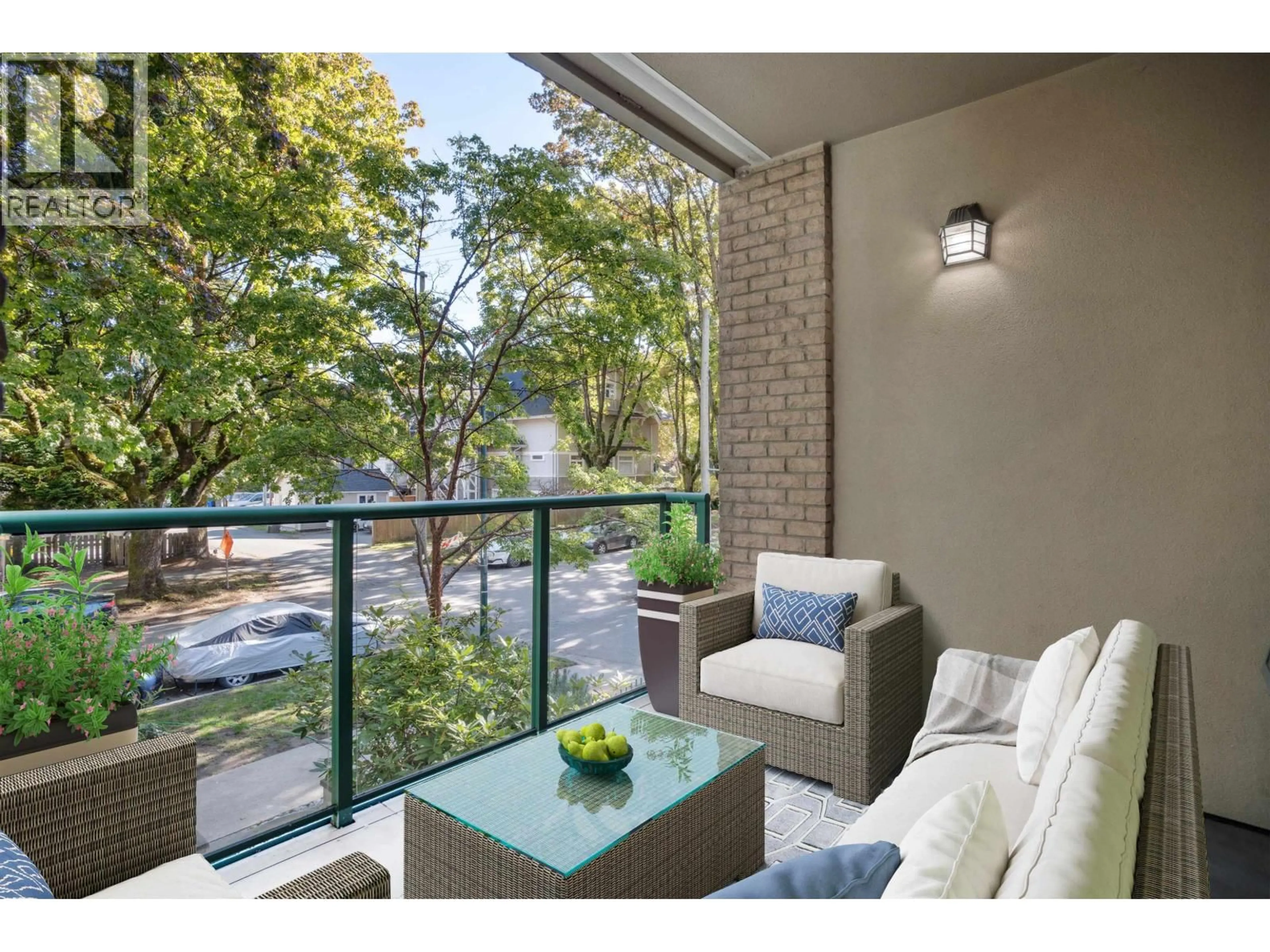 Patio, water/lake/river/ocean view for 210 - 2028 W 11TH AVENUE, Vancouver British Columbia V6J2C9
