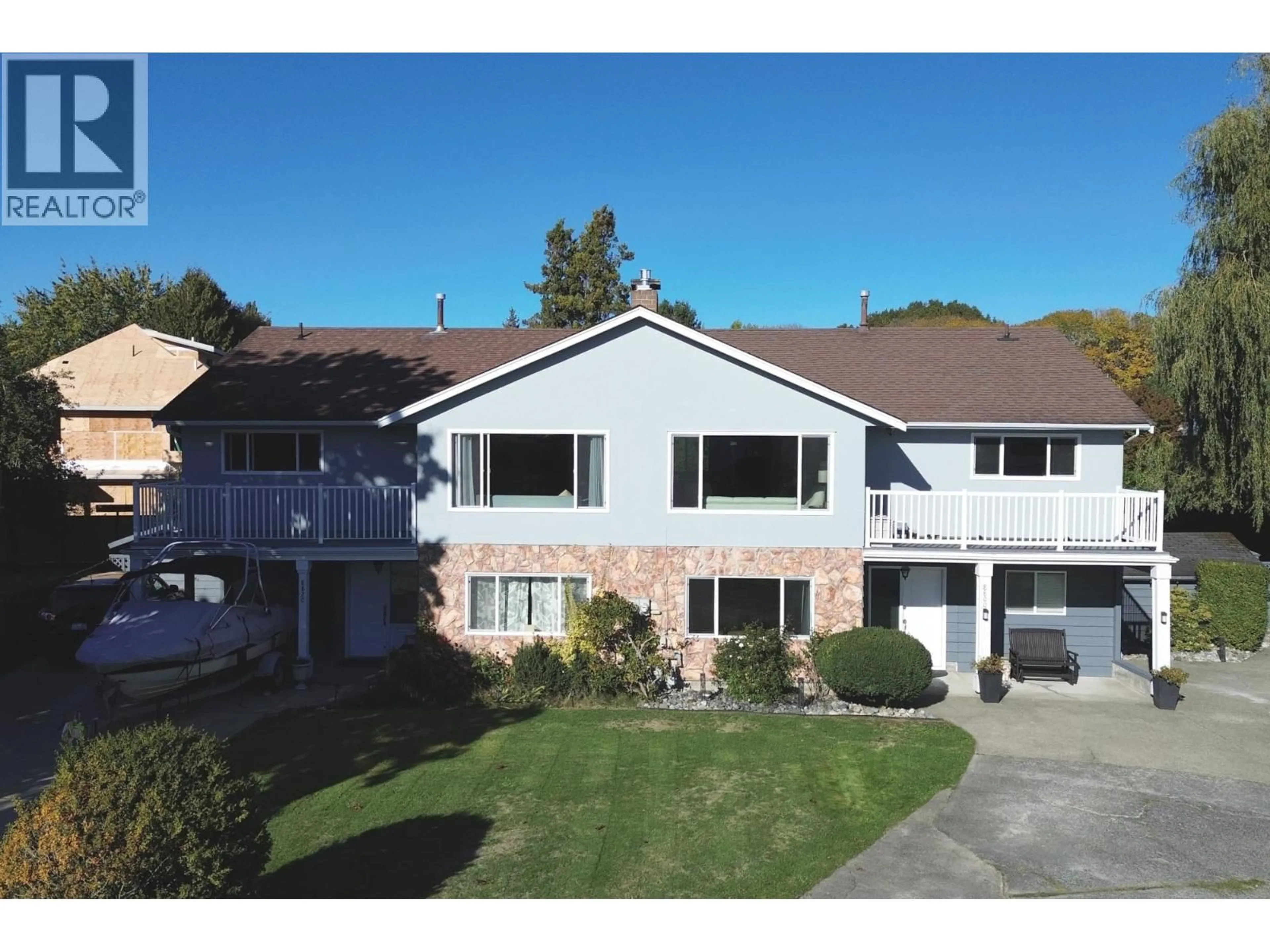 A pic from outside/outdoor area/front of a property/back of a property/a pic from drone, street for 8800 ROSEDENE COURT, Richmond British Columbia V7A2P9