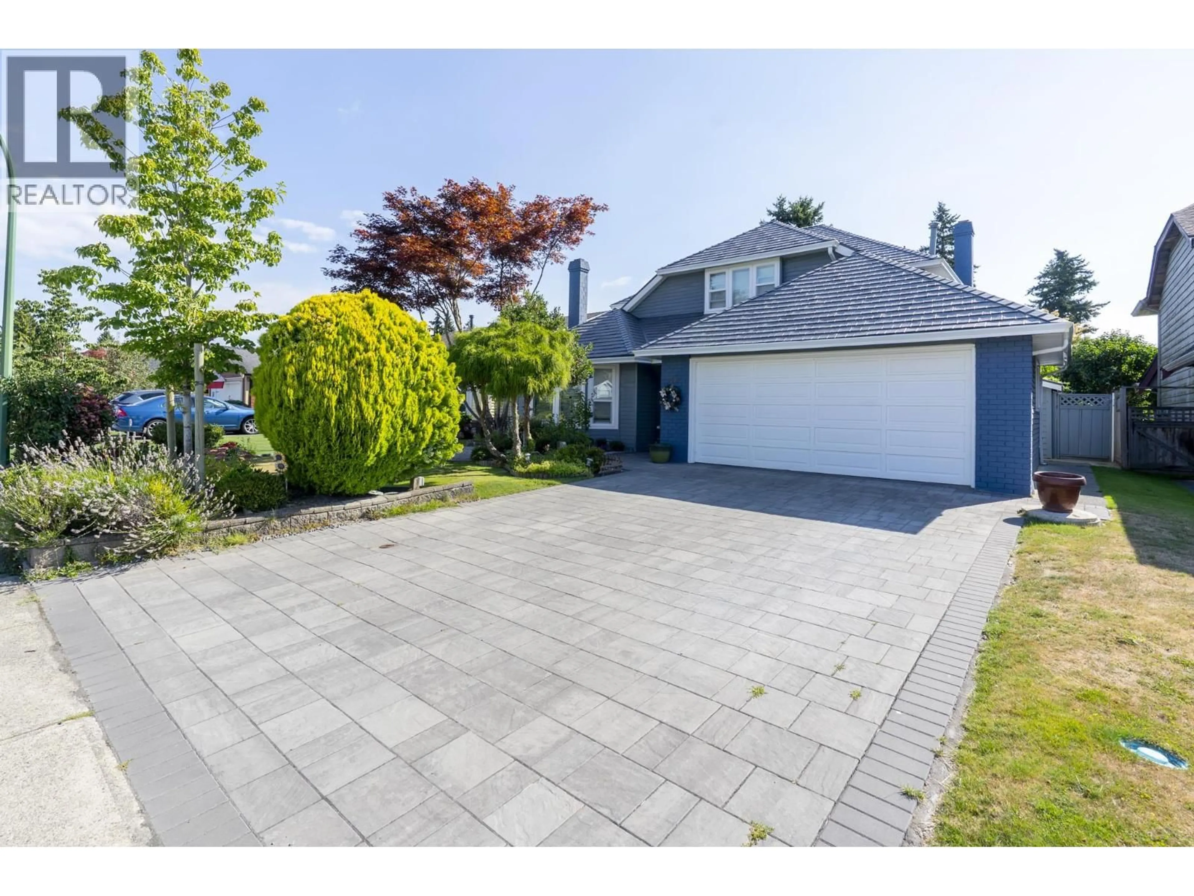 A pic from outside/outdoor area/front of a property/back of a property/a pic from drone, street for 4652 55A STREET, Delta British Columbia V4K4H2