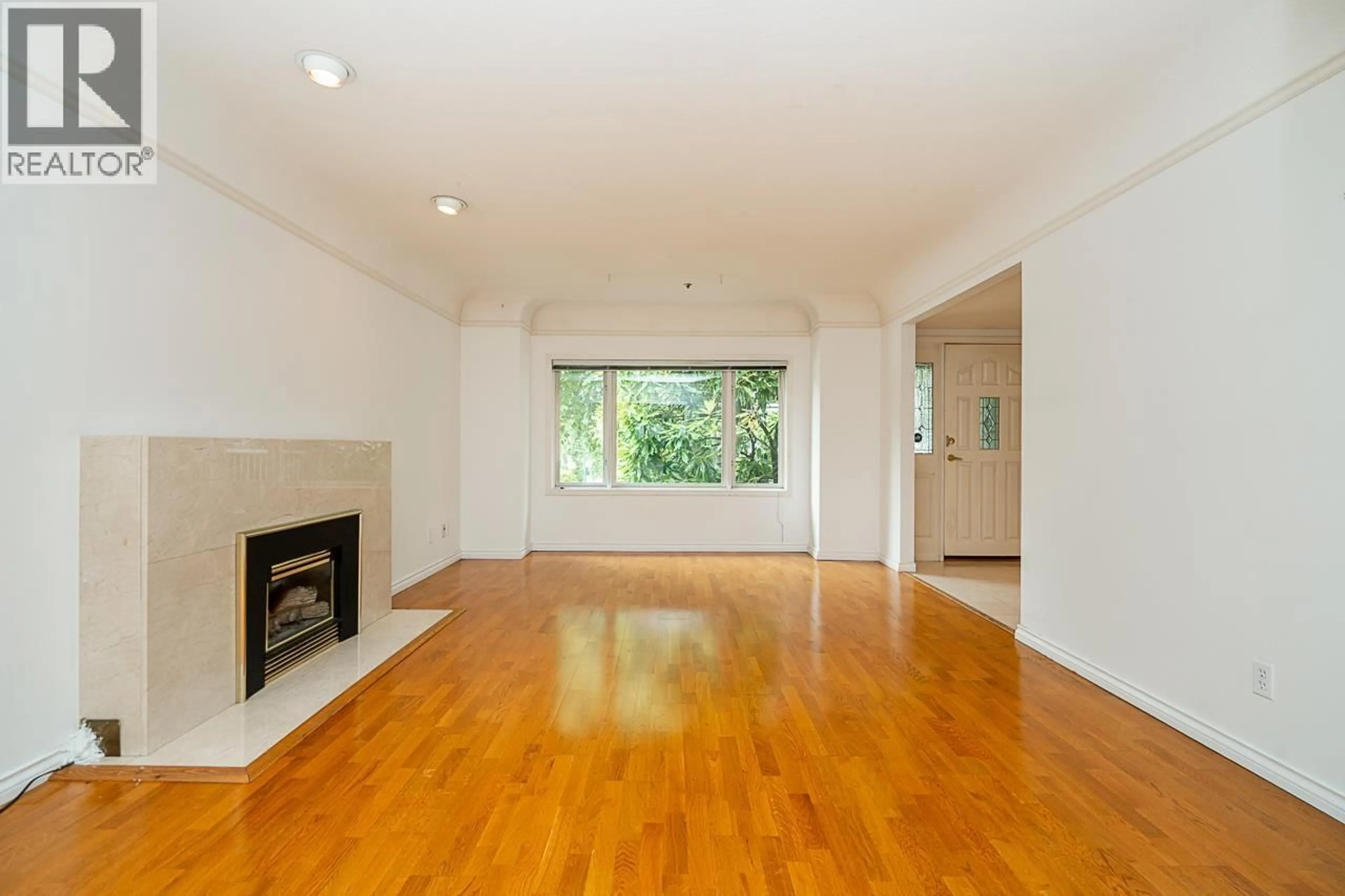 A pic of a room for 1796 14TH AVENUE, Vancouver British Columbia V6J2J7