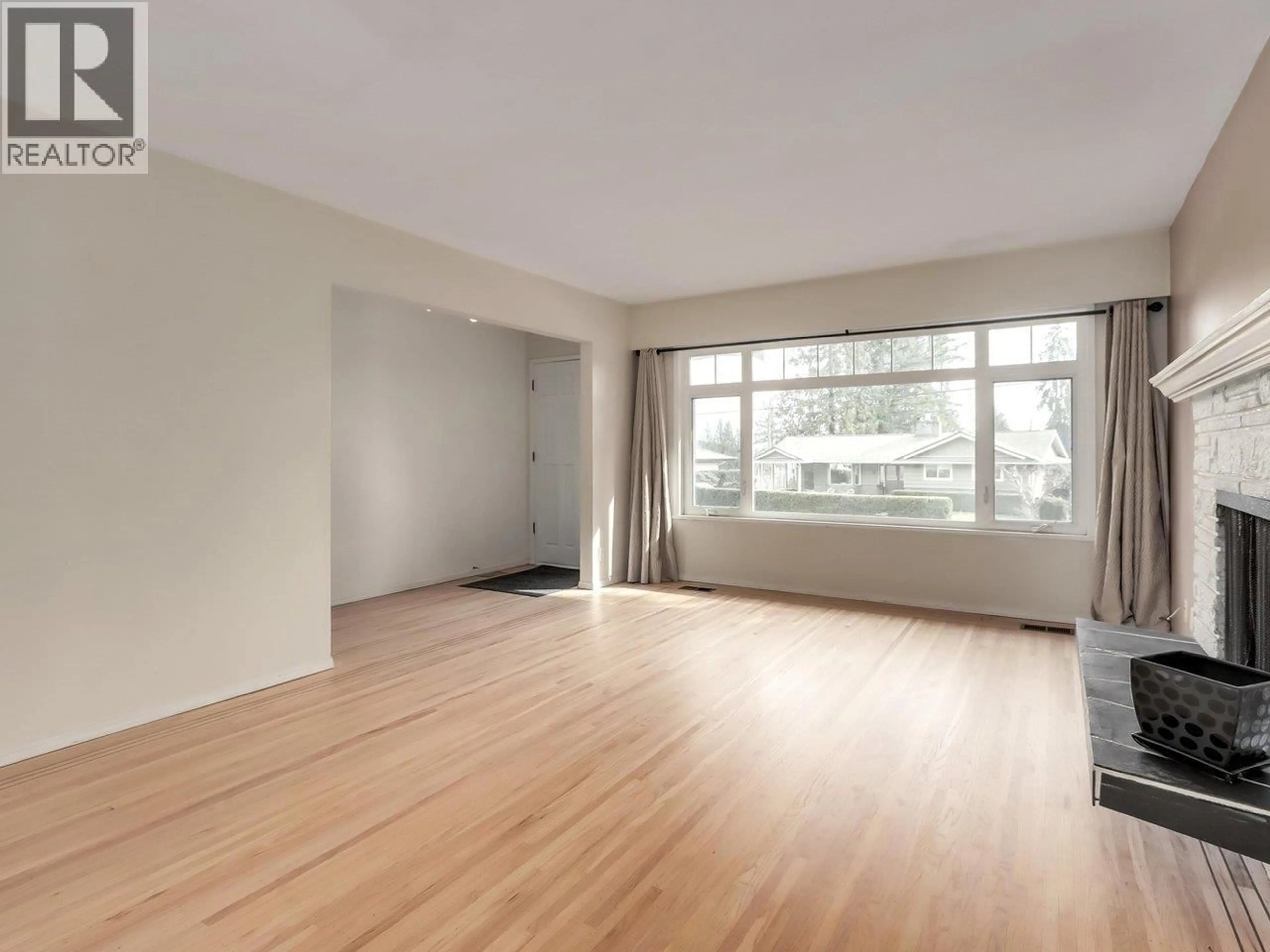 A pic of a room for 2984 PLYMOUTH DRIVE, North Vancouver British Columbia V7H1C7