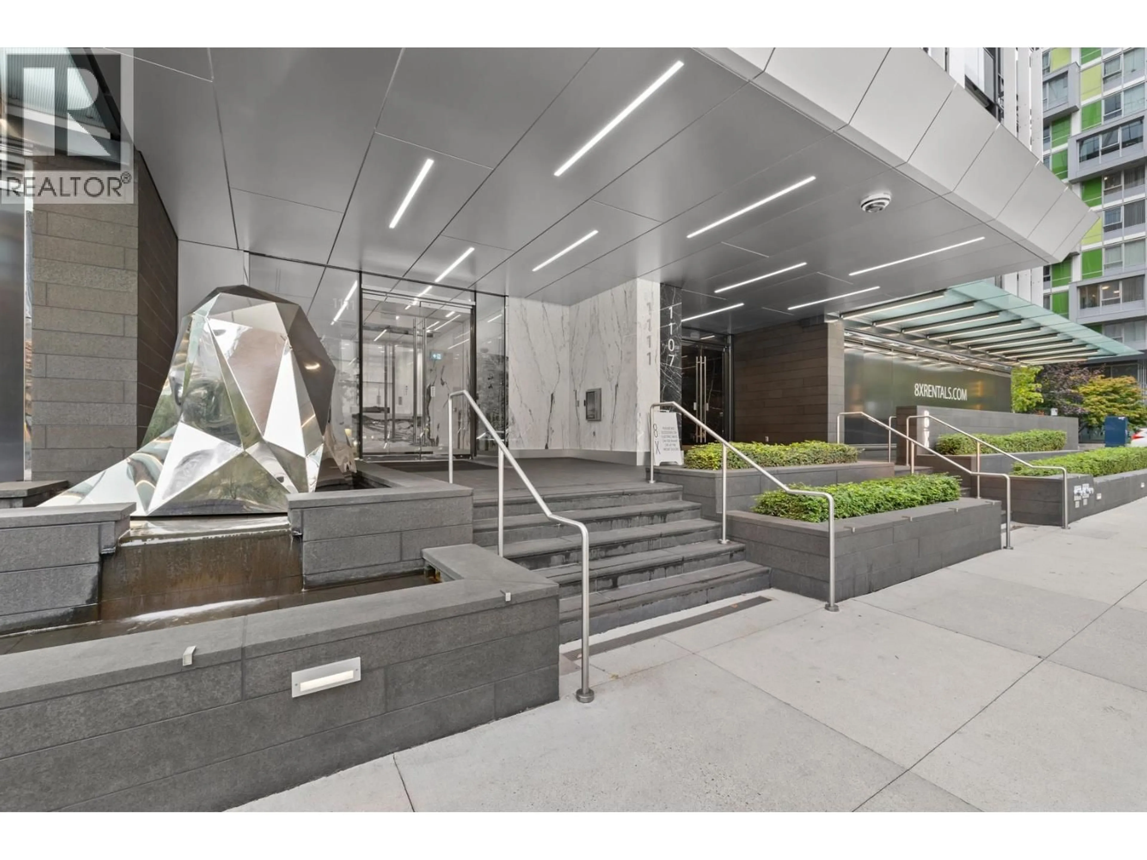 Indoor foyer for 2208 - 1111 RICHARDS STREET, Vancouver British Columbia V6B0S3