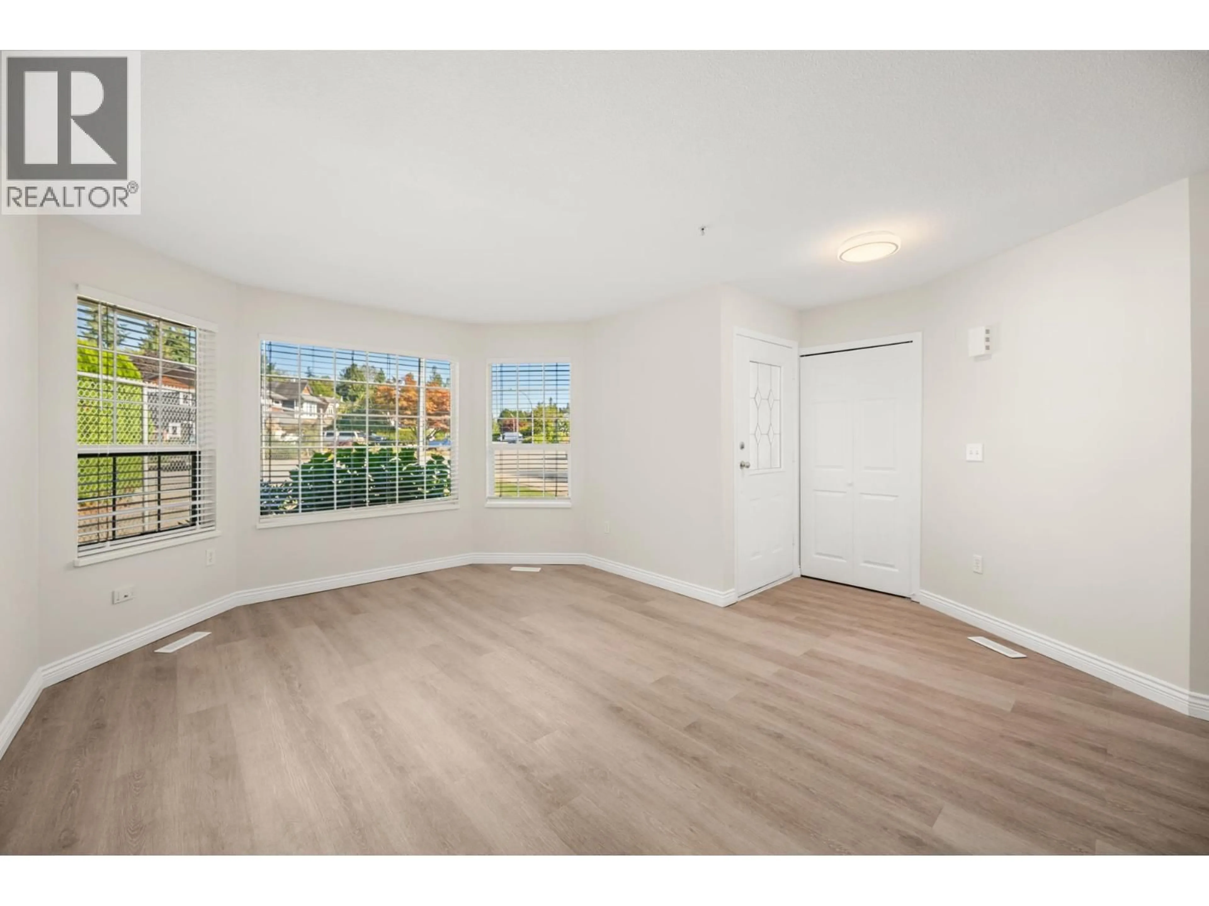 A pic of a room for 12453 189A STREET, Pitt Meadows British Columbia V3Y2H2