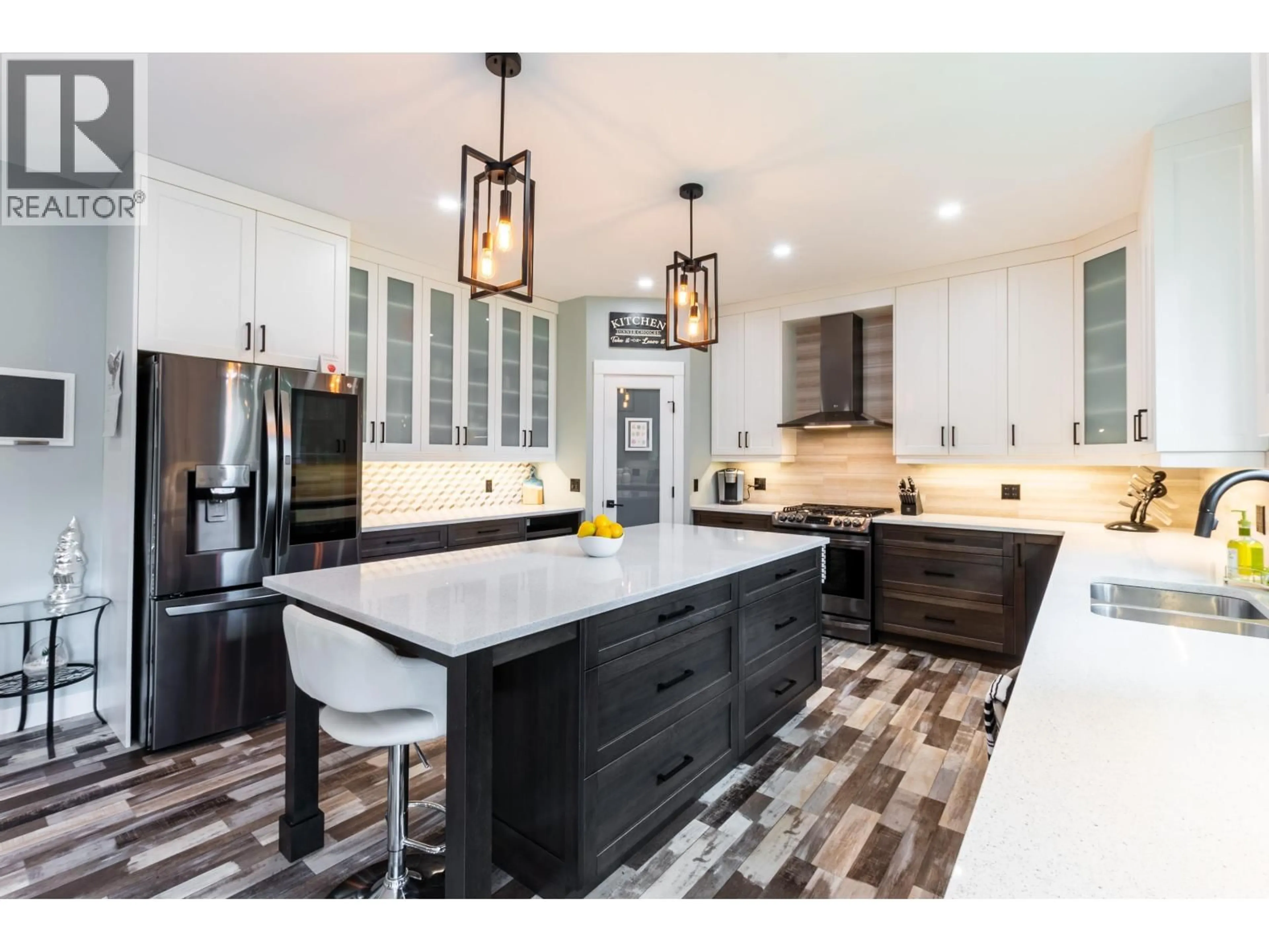 Contemporary kitchen, ceramic/tile floor for 14770 NECHAKO CRESCENT, Prince George British Columbia V2M7C1