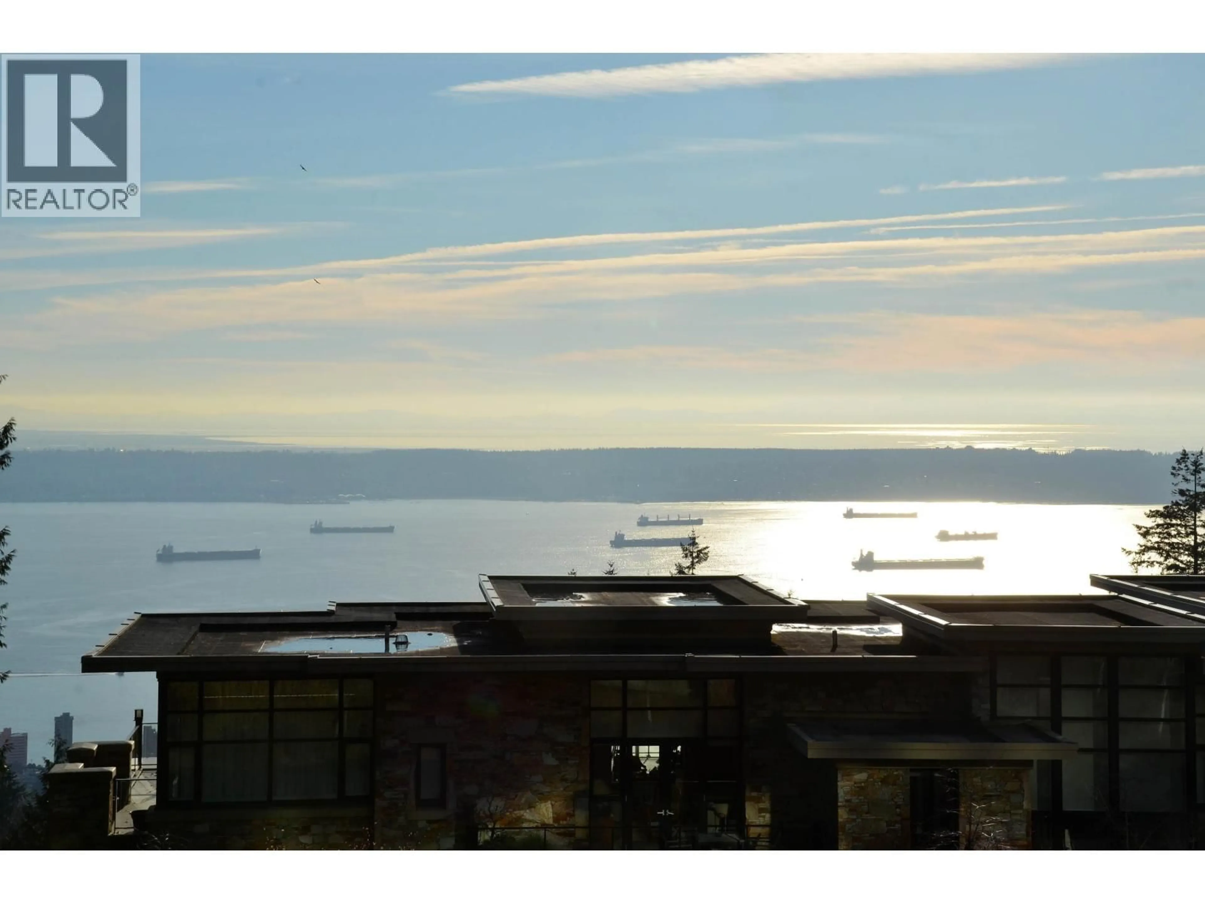 Blurry image for 103 - 2235 TWIN CREEK PLACE, West Vancouver British Columbia V7S3K4