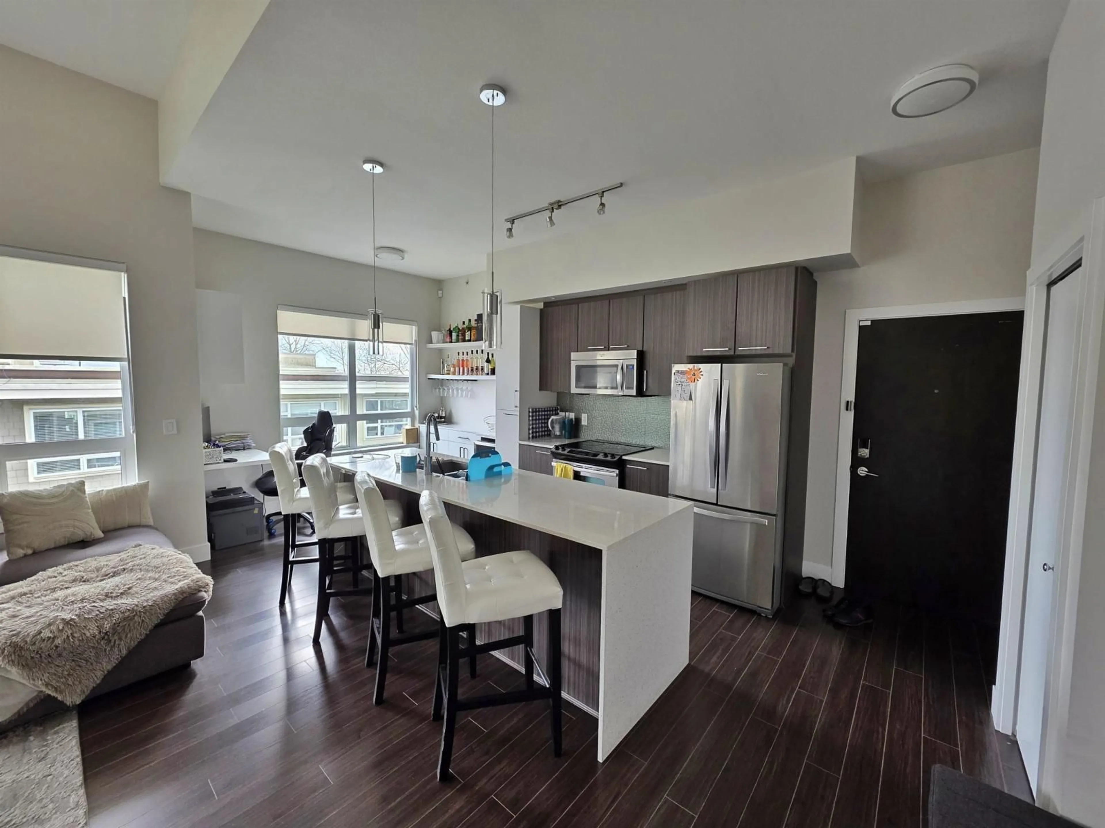 Open concept kitchen, unknown for C421 - 20211 66, Langley British Columbia V2Y0L4