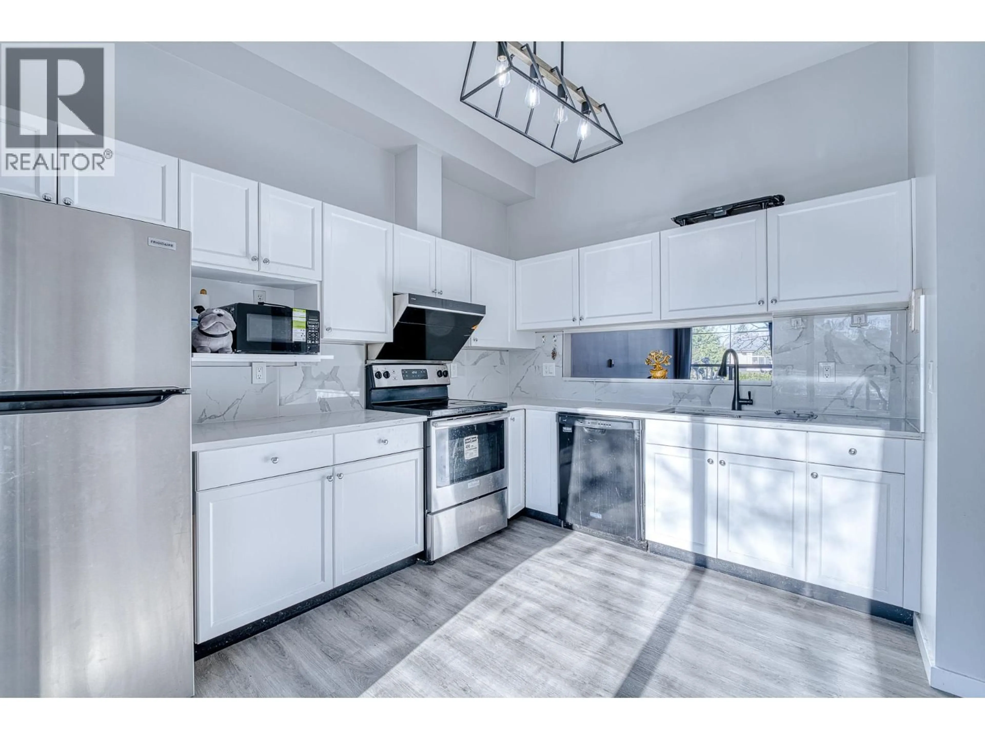 Open concept kitchen, unknown for 19 - 7380 MINORU BOULEVARD, Richmond British Columbia V6Y1Z5