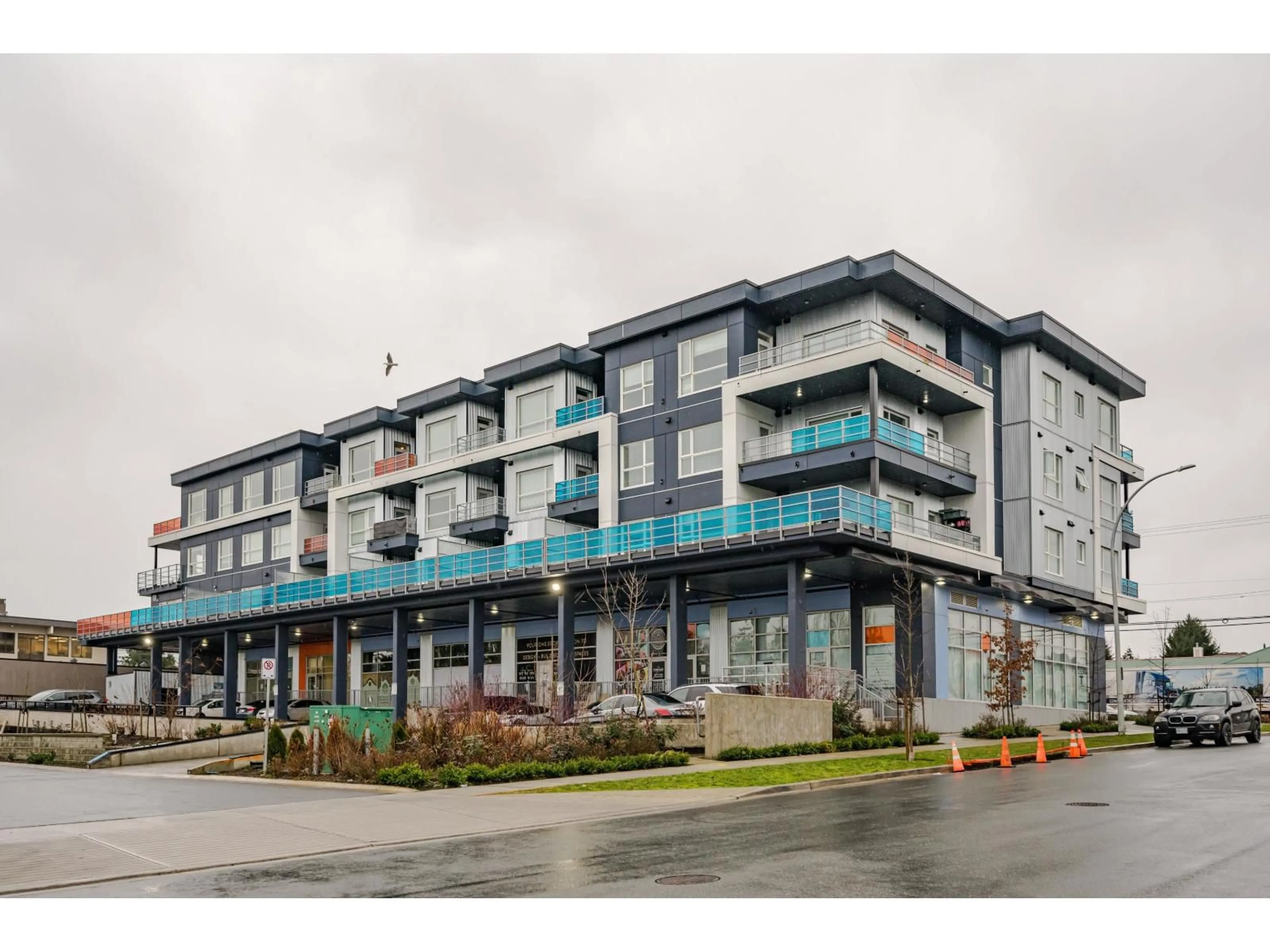 Unknown for 311 - 8496 120, Surrey British Columbia V3W3N5